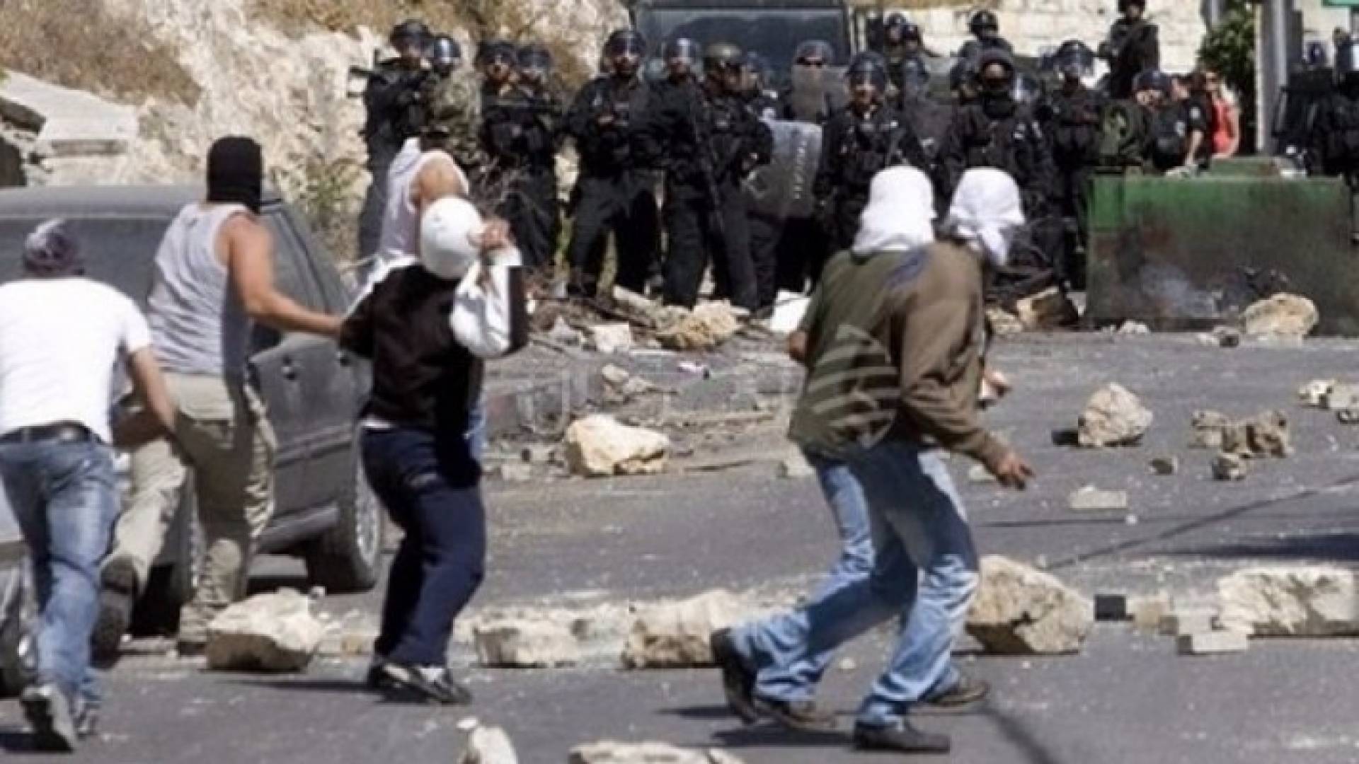 اندلاع مواجهات مع الاحتلال في مخيم الدهيشة