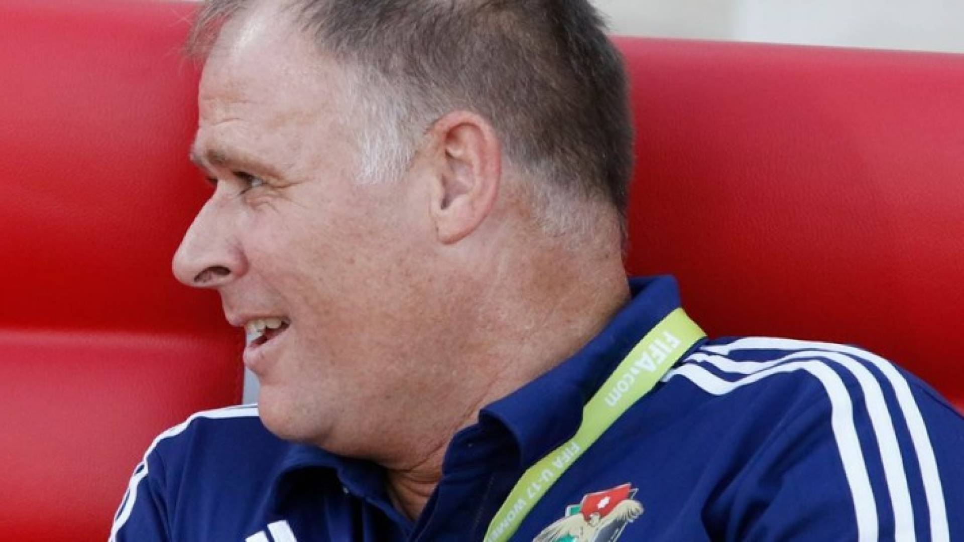 المدرب نيل ماكدونالد ينهي عمله مع منتخب الشابات