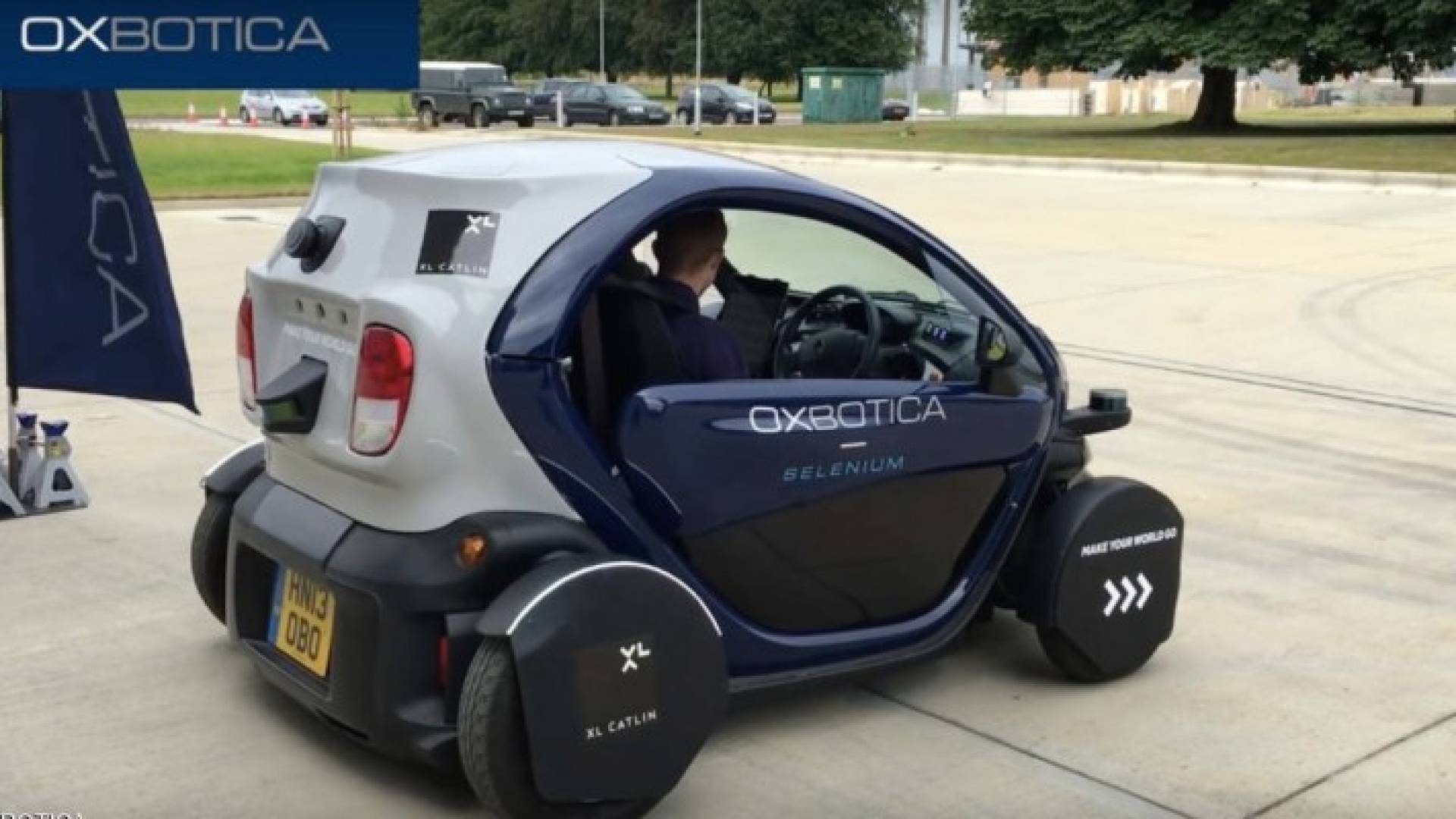 السيارة مصنعة من قبل oxbotica