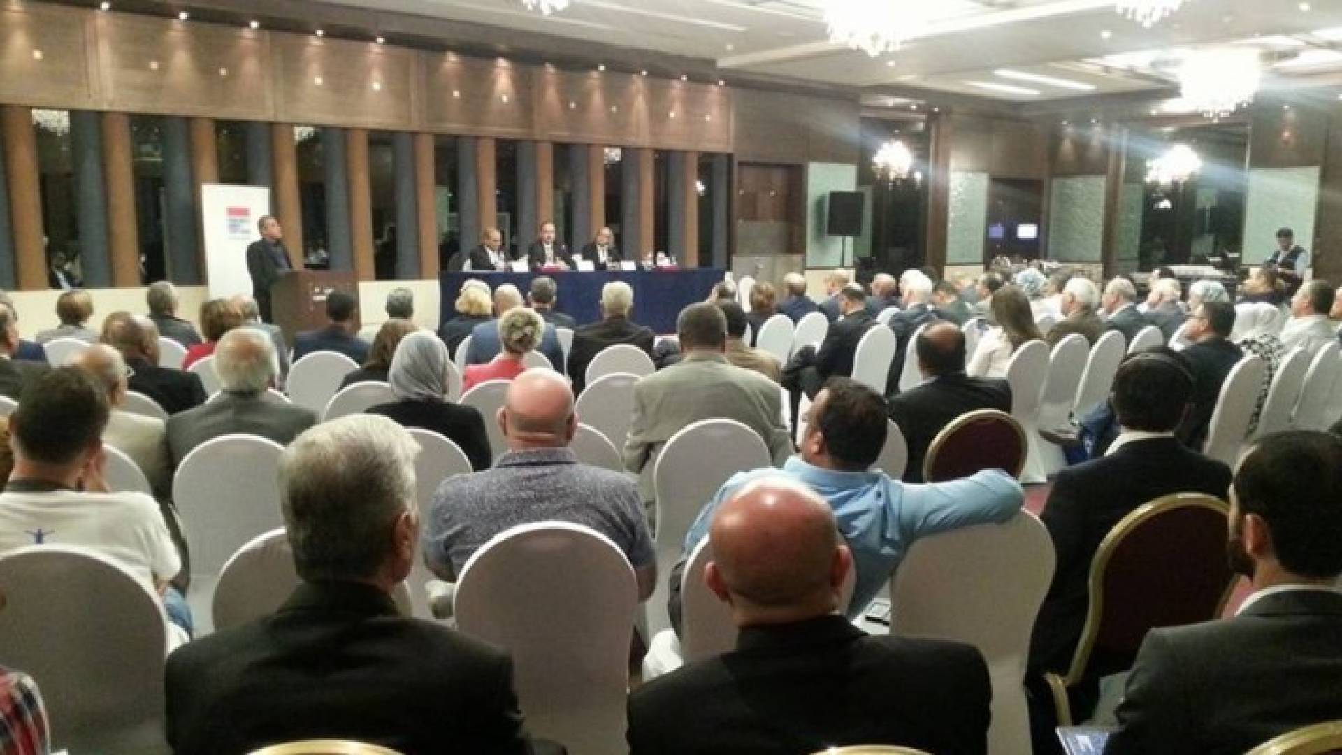 الأردن يوقع على الإعلان العربي لحرية الإعلام