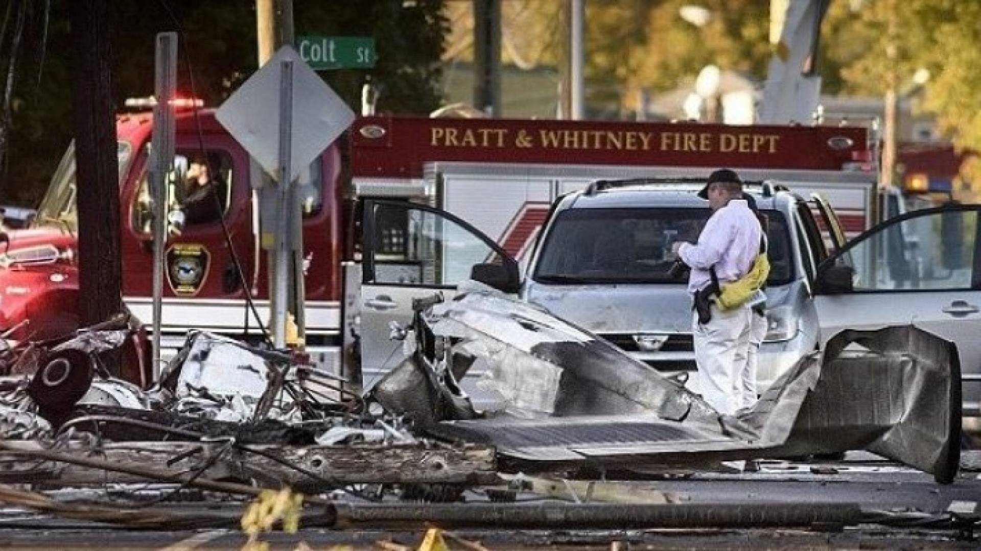 جانب من تحطم الطائرة