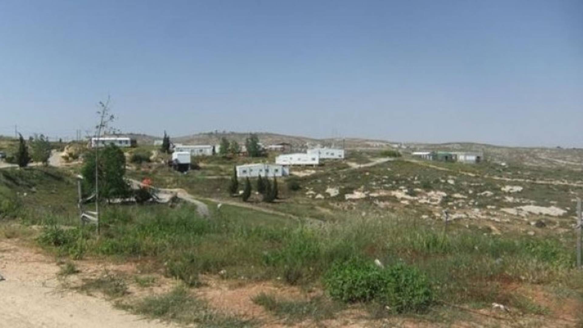 عمونا.. مستوطنة غير قانونية حتى بالقانون الإسرائيلي نفسه