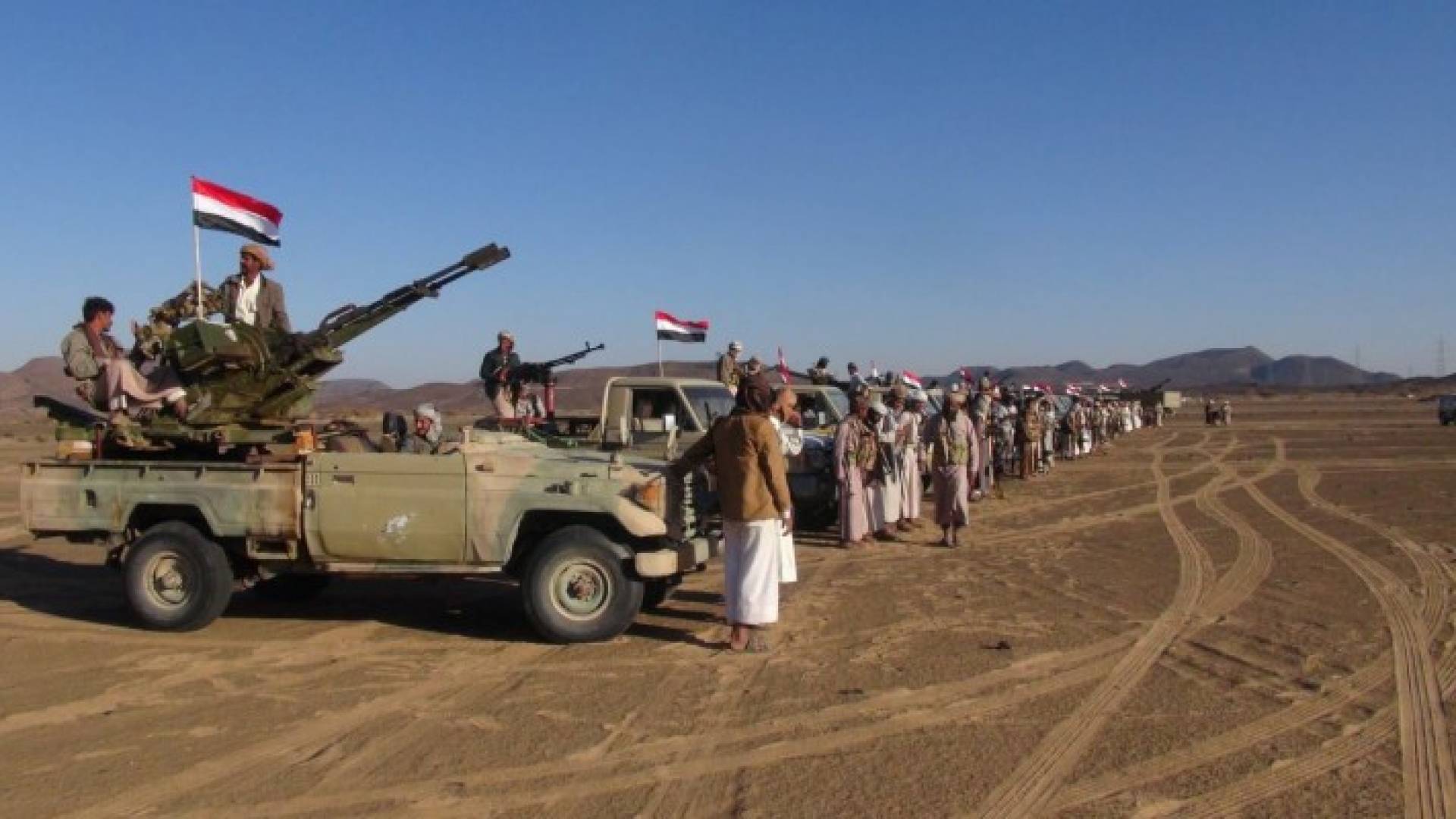 ضحايا في تفجير استهدف عزاء قيادي بالجيش اليمني