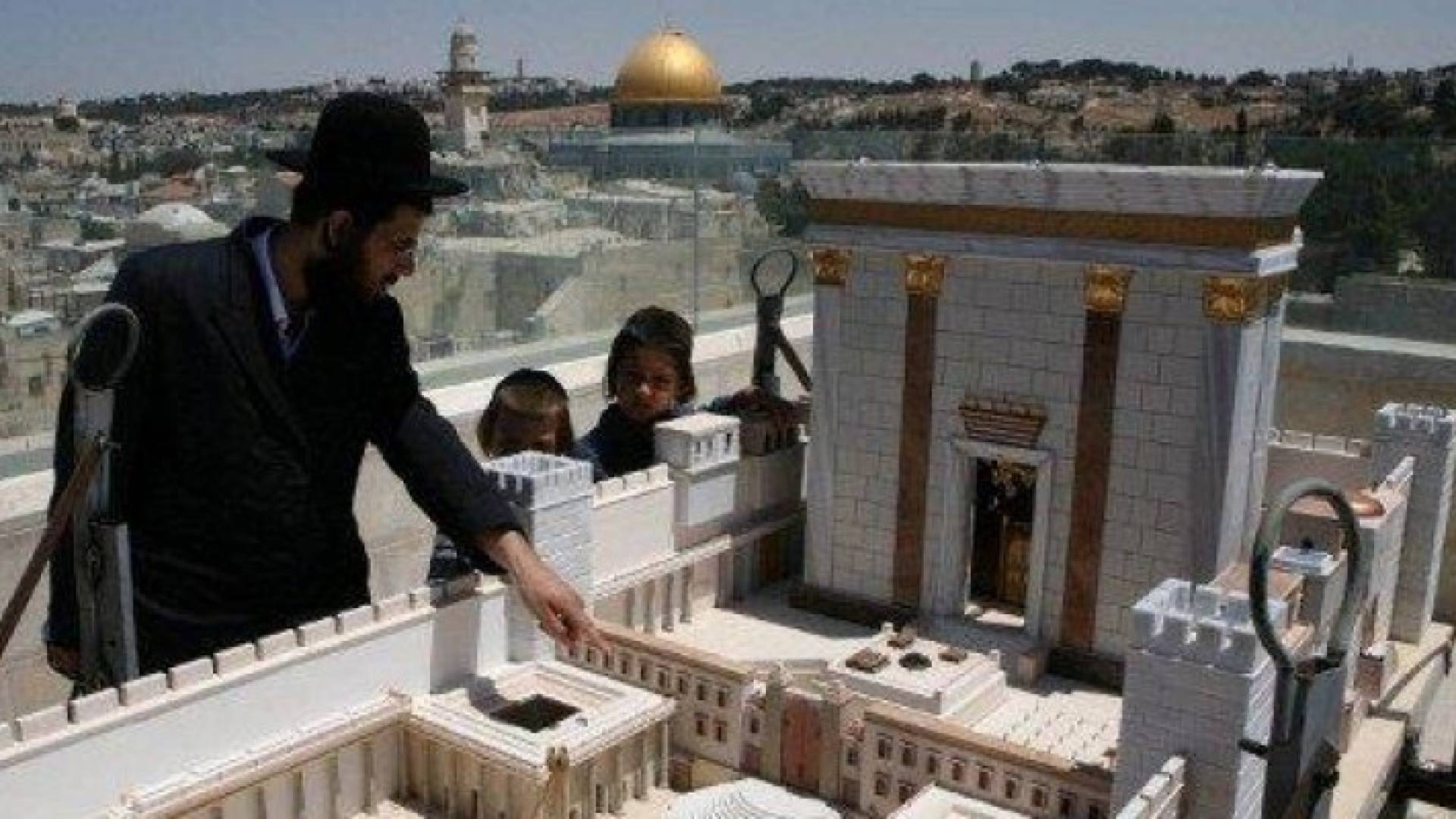 الاحتلال يقاطع “اليونسكو”