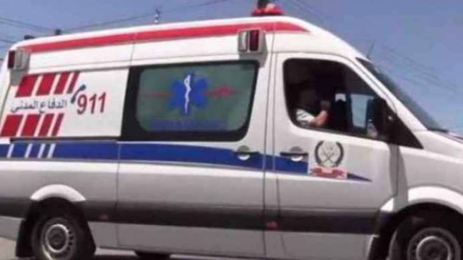 سيارة اسعاف تابعة لدفاع المدني - ارشيفية