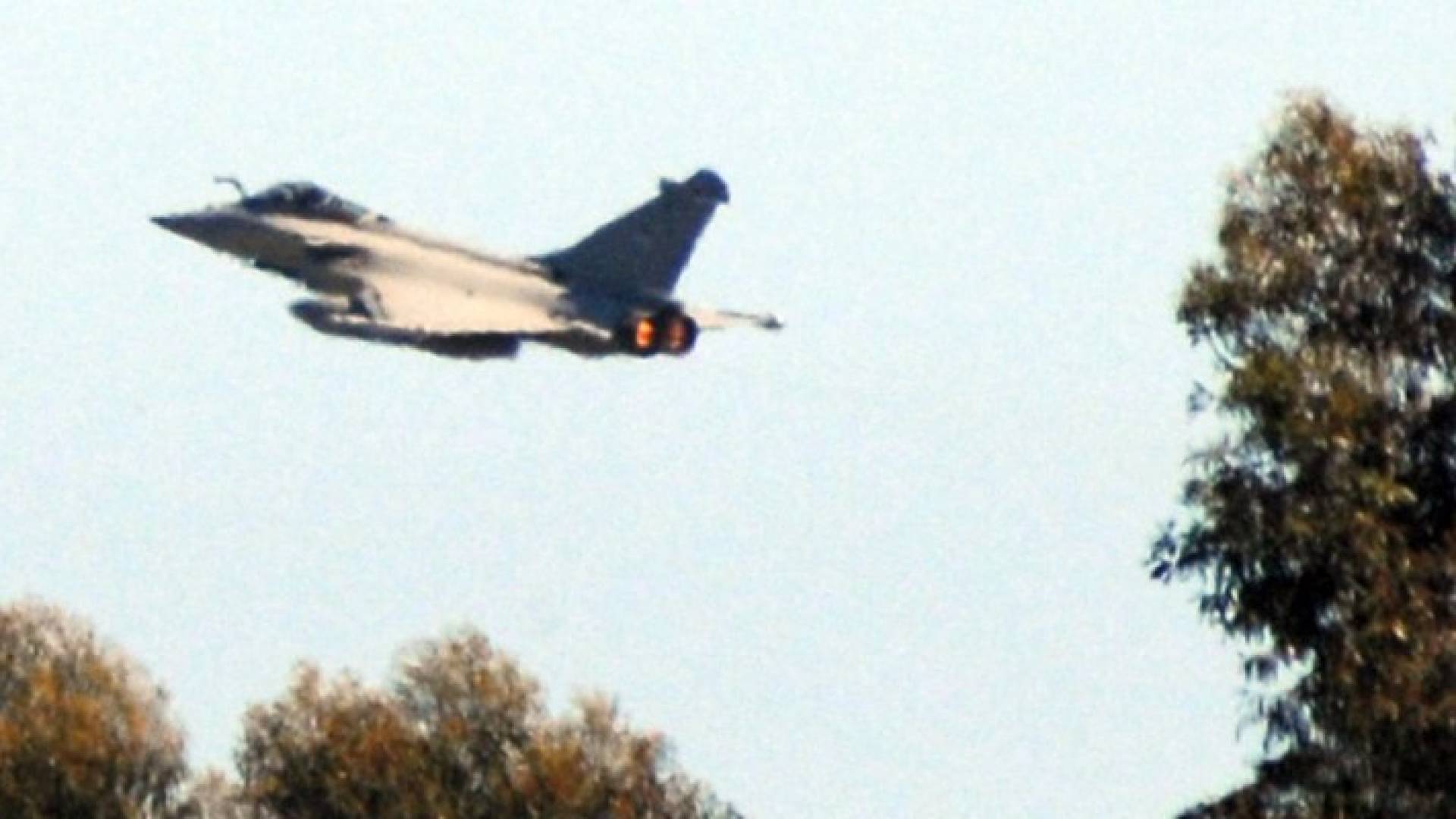 مقاتلة مصرية