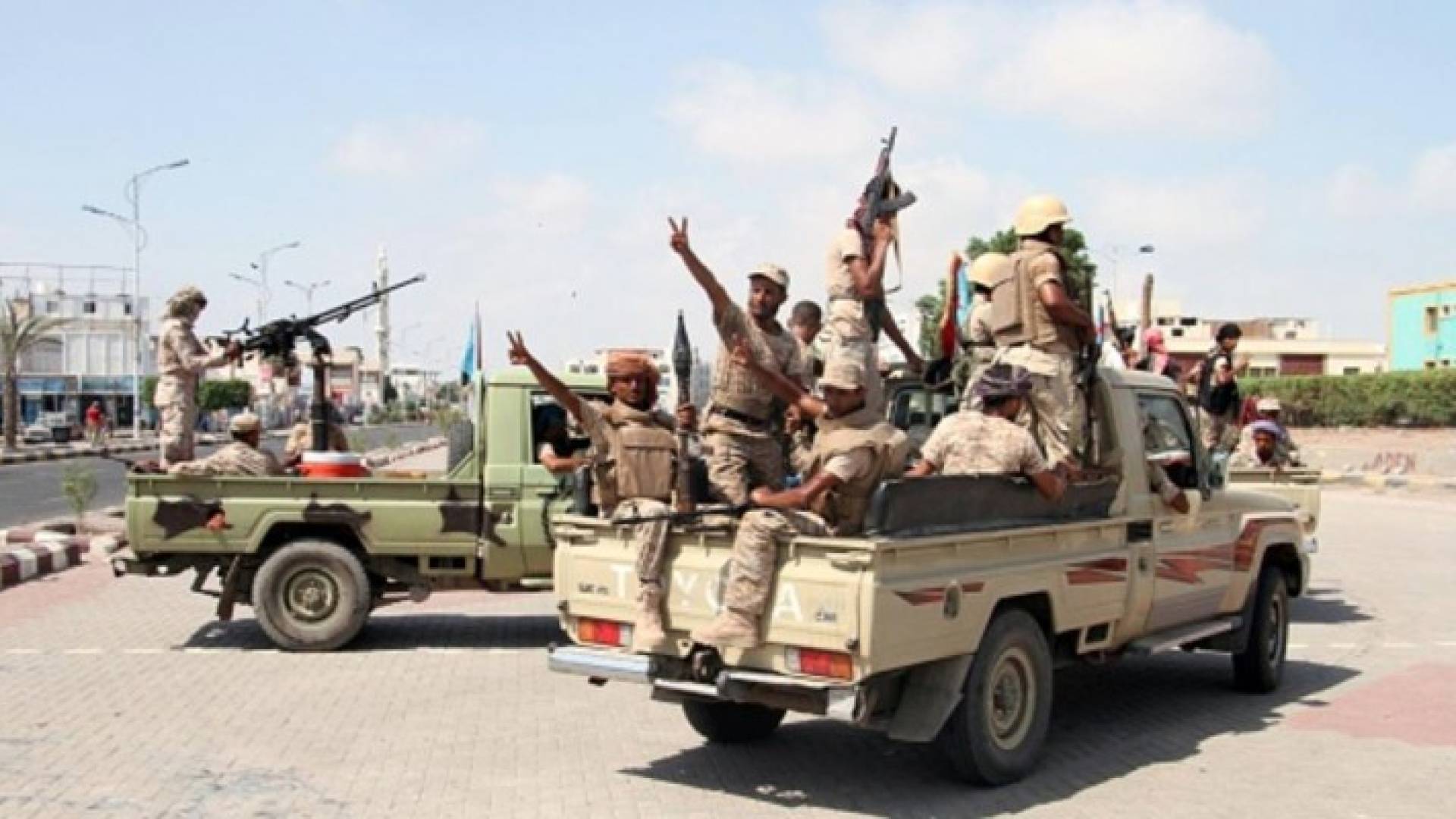 أفراد من القوات الشرعية في عدن 