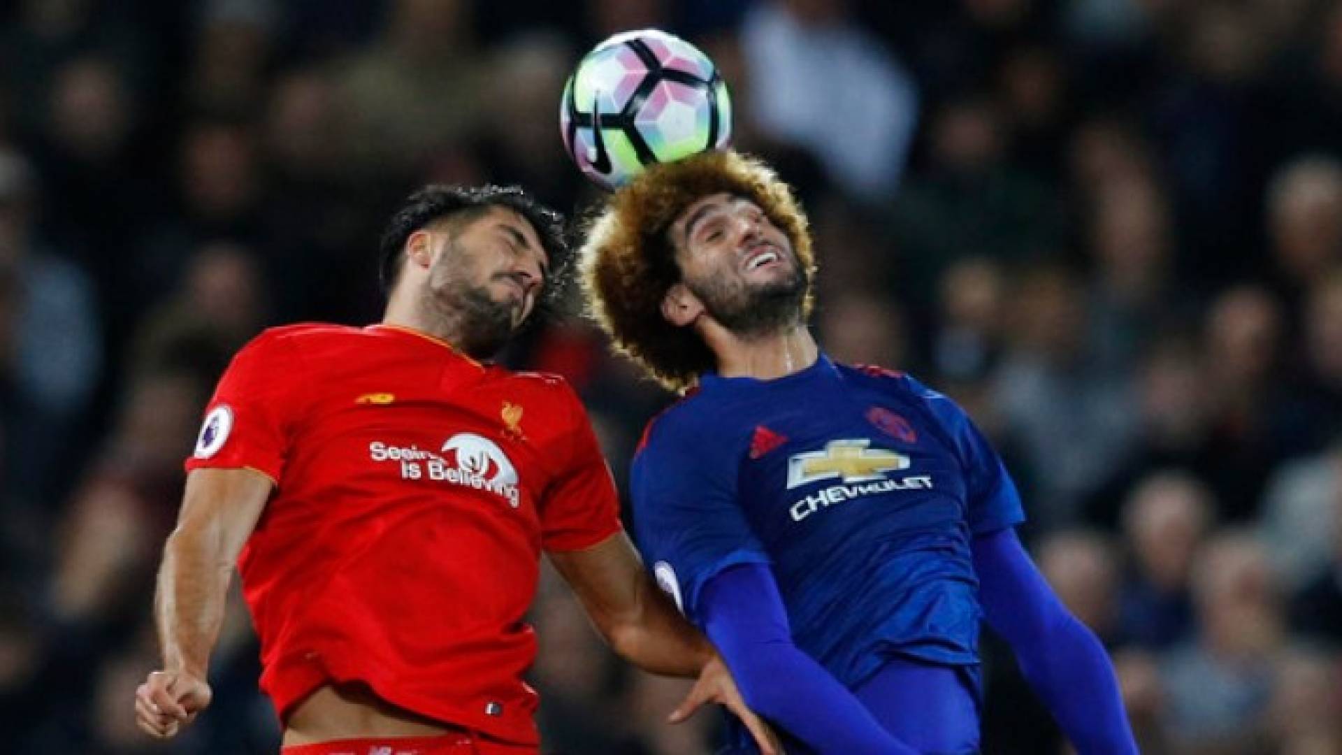 جانب من مواجهة الفريقين 