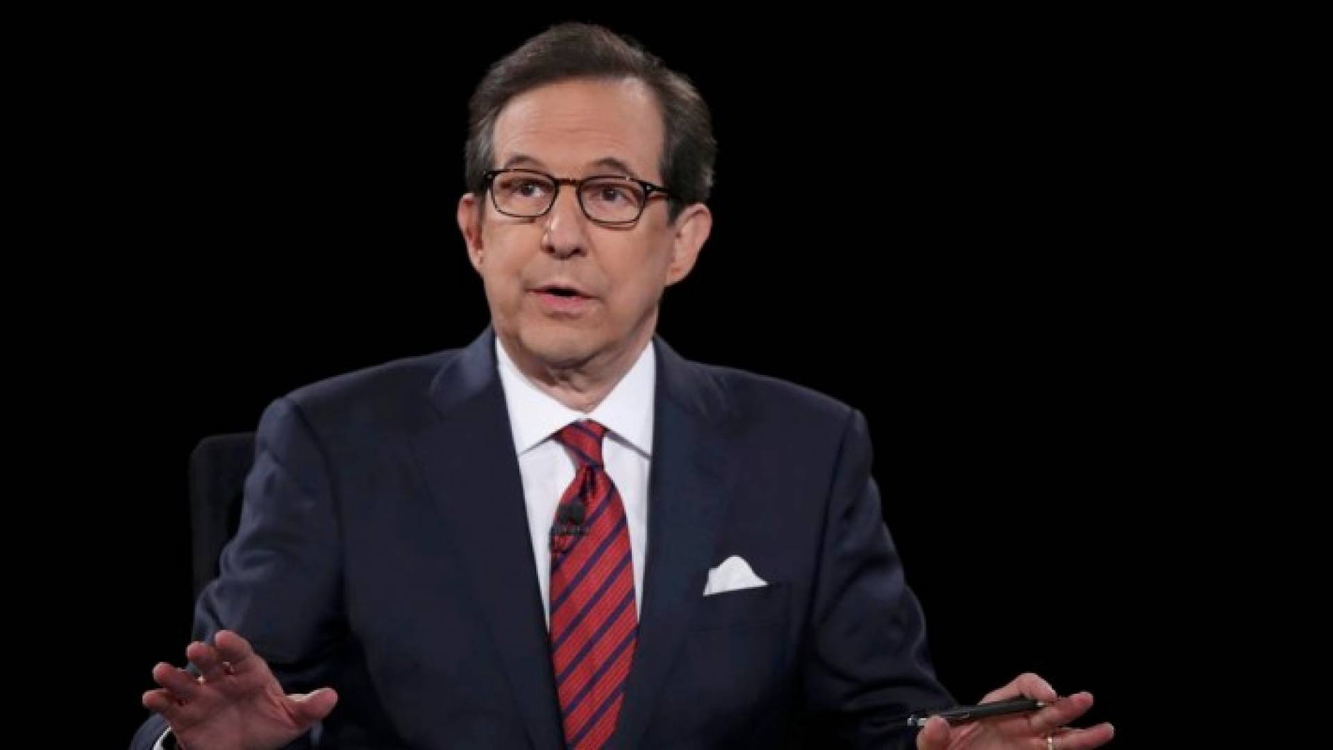 مدير المناظرة الأخيرة بين كلينتون وترامب الصحفي كريس والاس