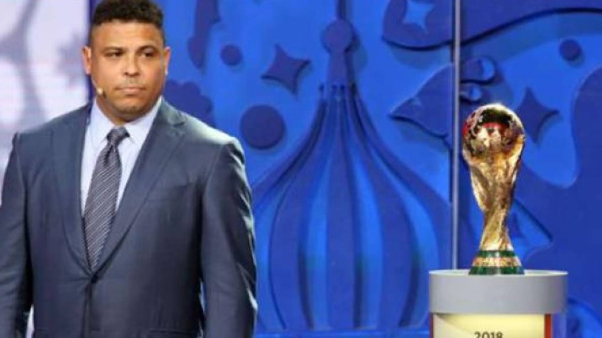 النجم البرازيلي رونالدو نازاريو