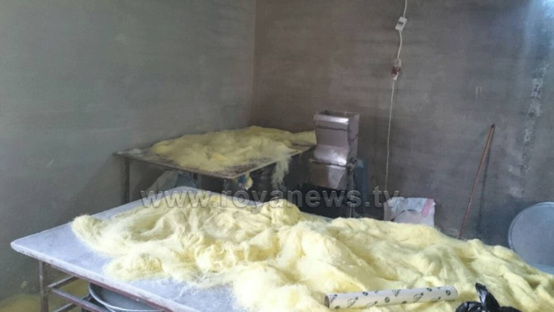 ضبط مشغل غير مرخص لتصنيع الحلويات في اربد
