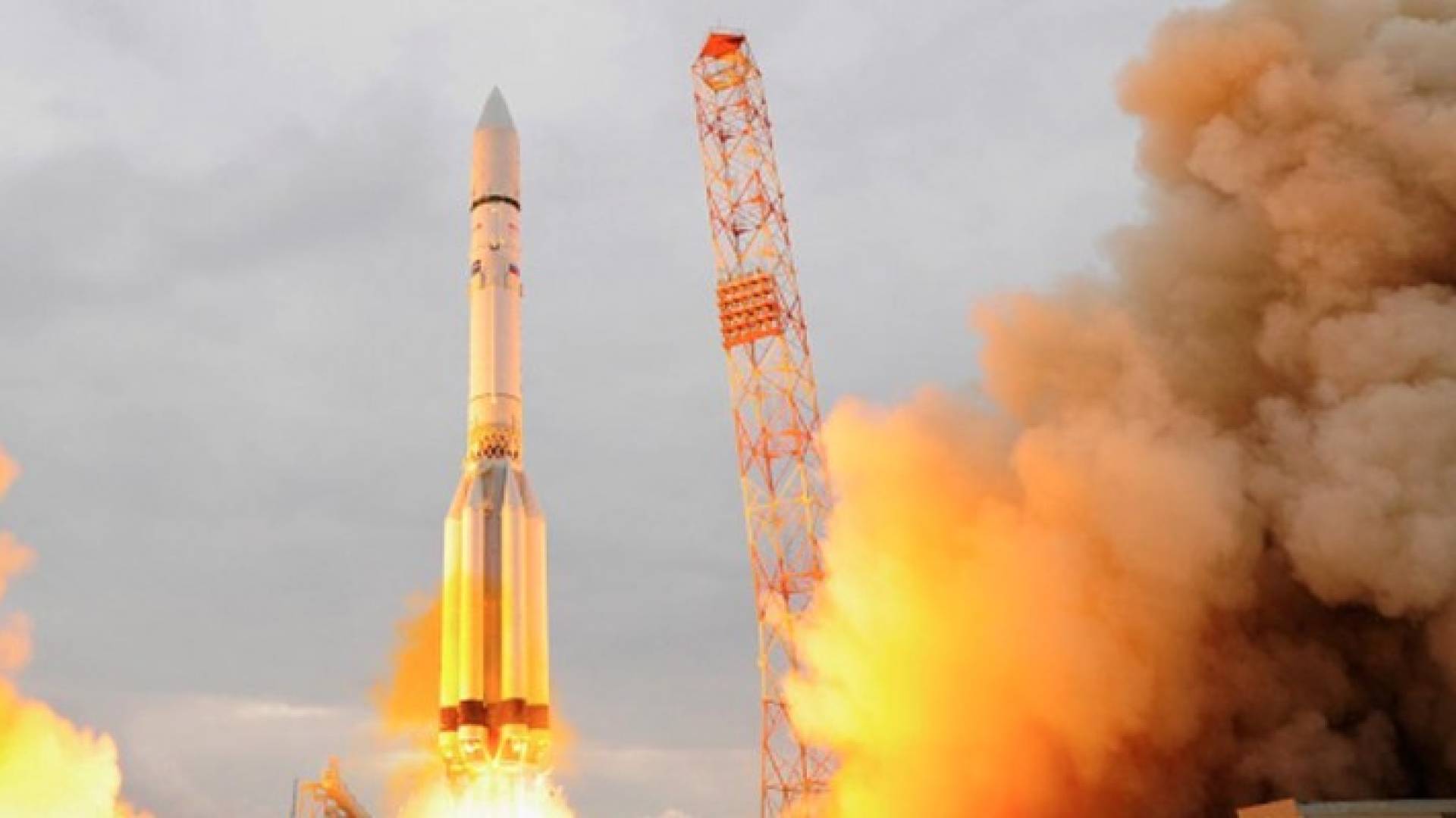 مركبة الفضاء التي تحمل المسبار "شياباريلي" 