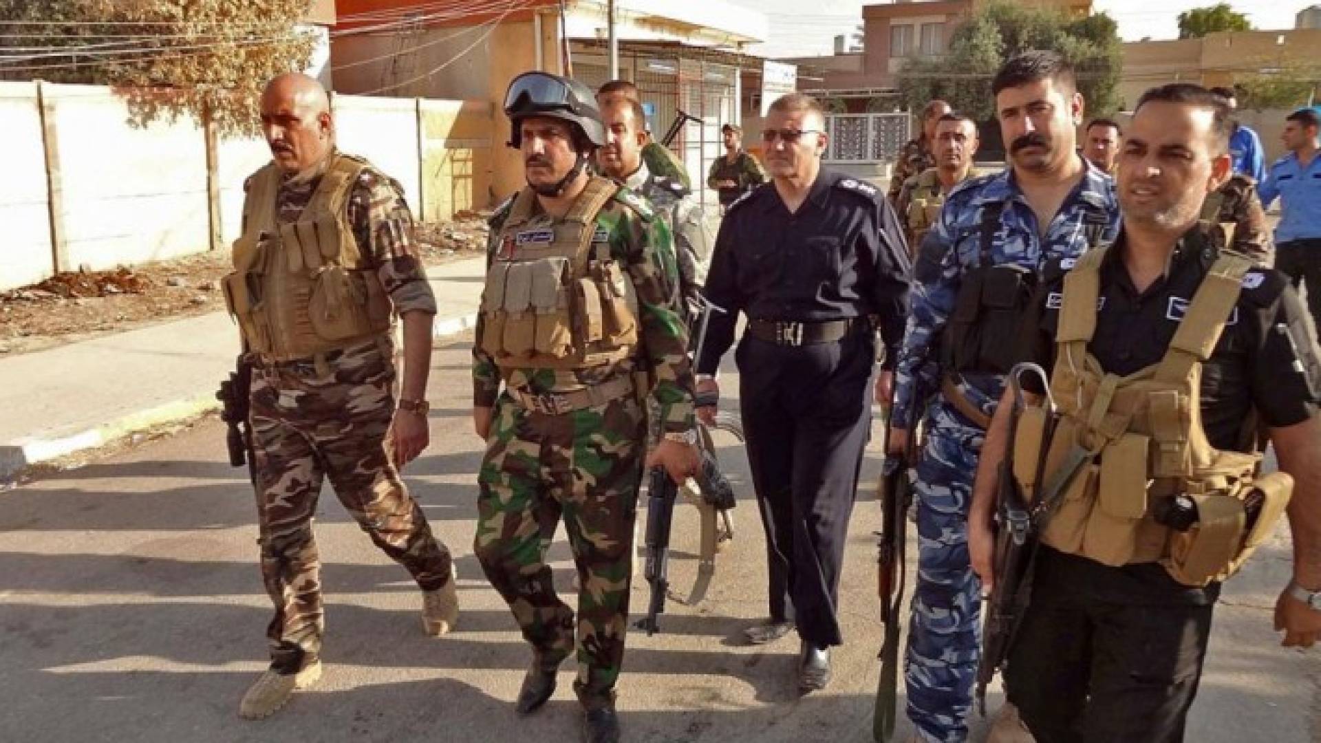  تواصل القوات العراقية وقوات البشمركة الكردية تقدمها باتجاه شرق الموصل