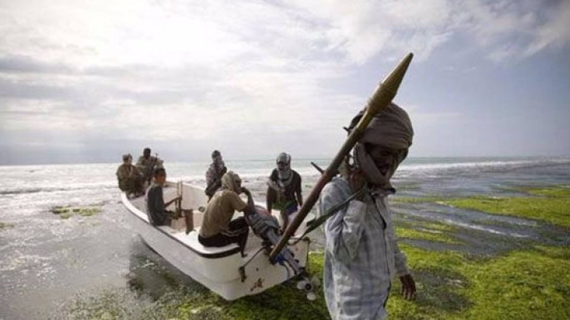 قراصنة صوماليون