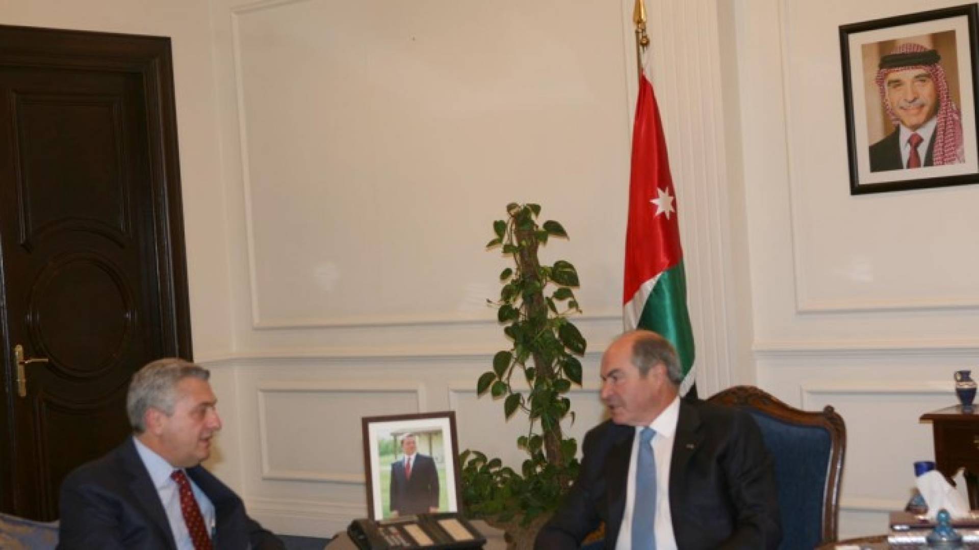 الملقي و المفوض السامي للامم المتحدة لشؤون اللاجئين