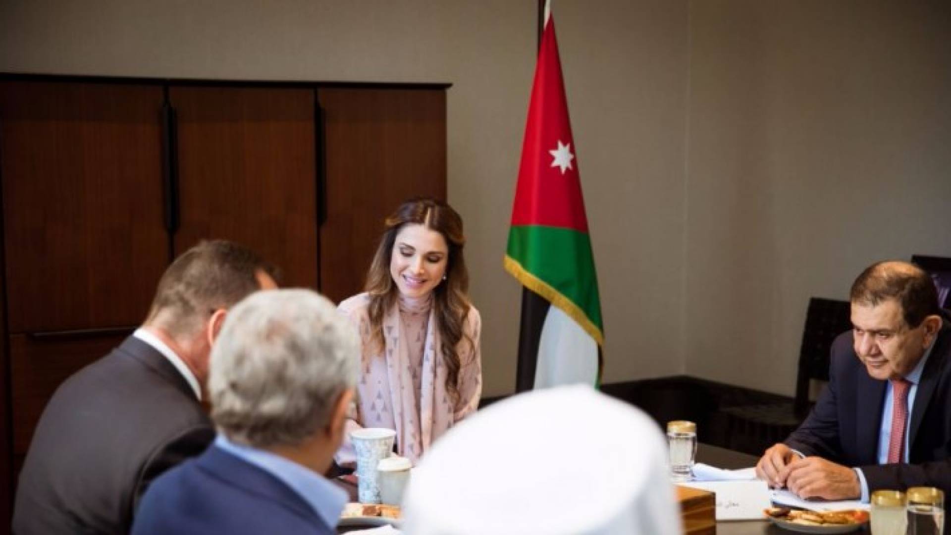 جانب من اجتماع مجلس أمناء صندوق الأمان لمستقبل الأيتام 