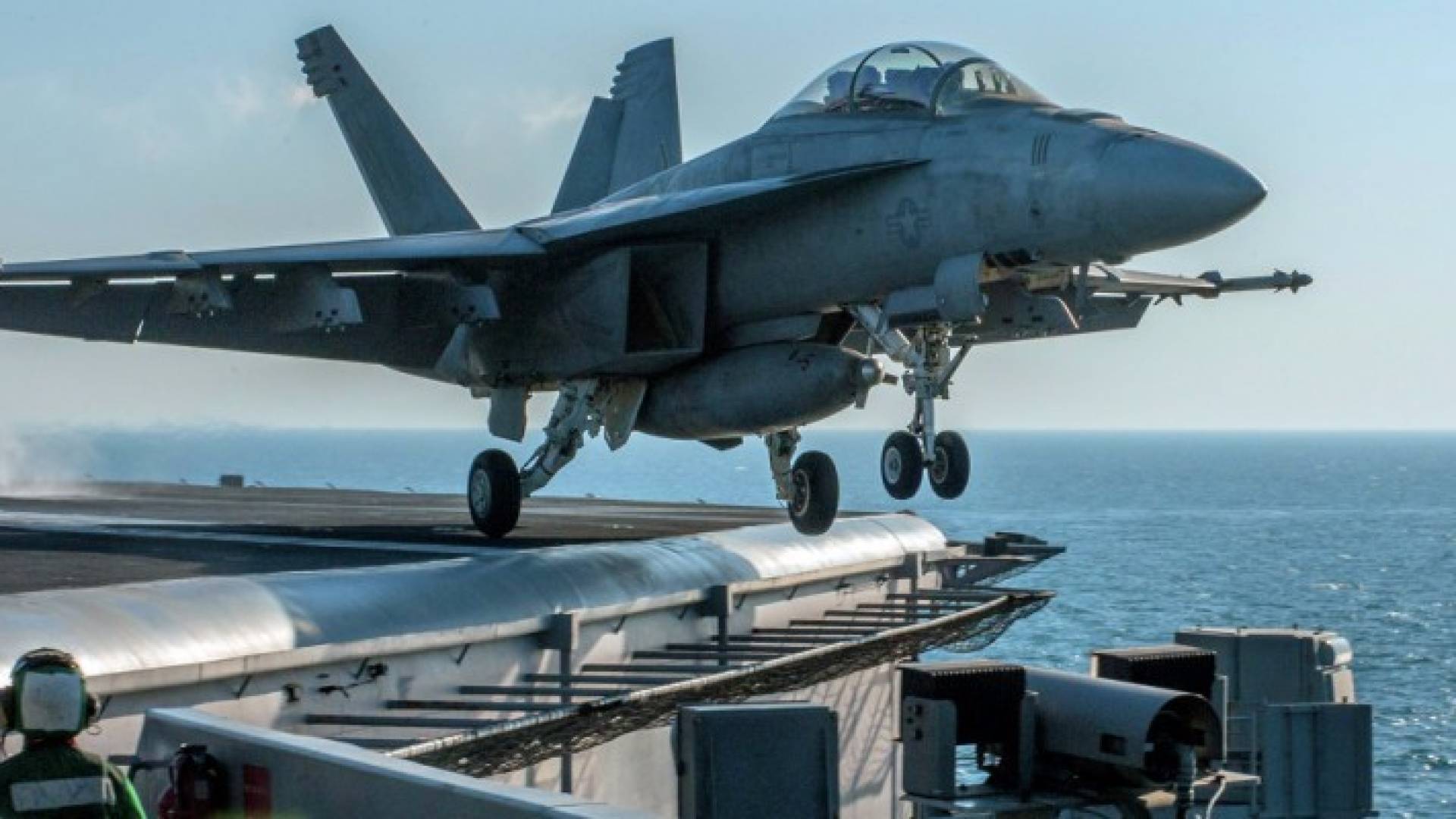 مقاتلة امريكية - تعبيرية