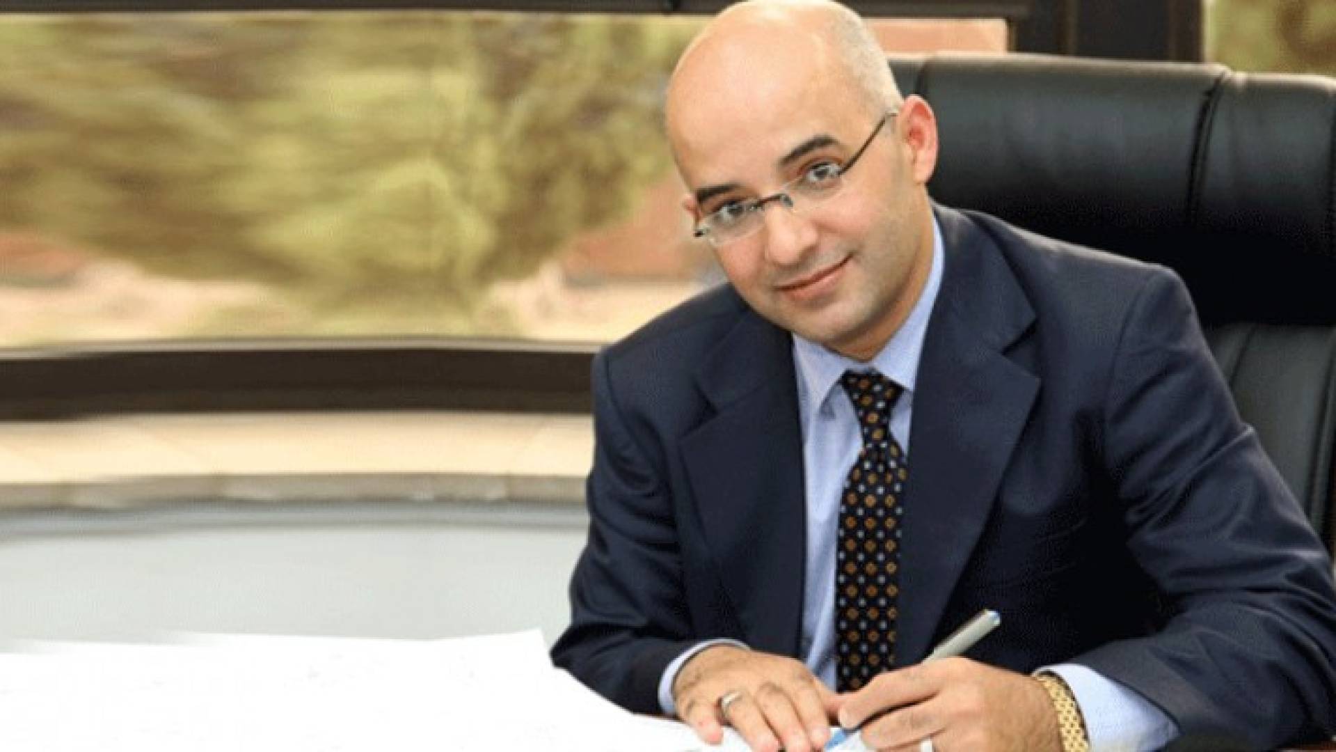 الدكتور مهند المبيضين