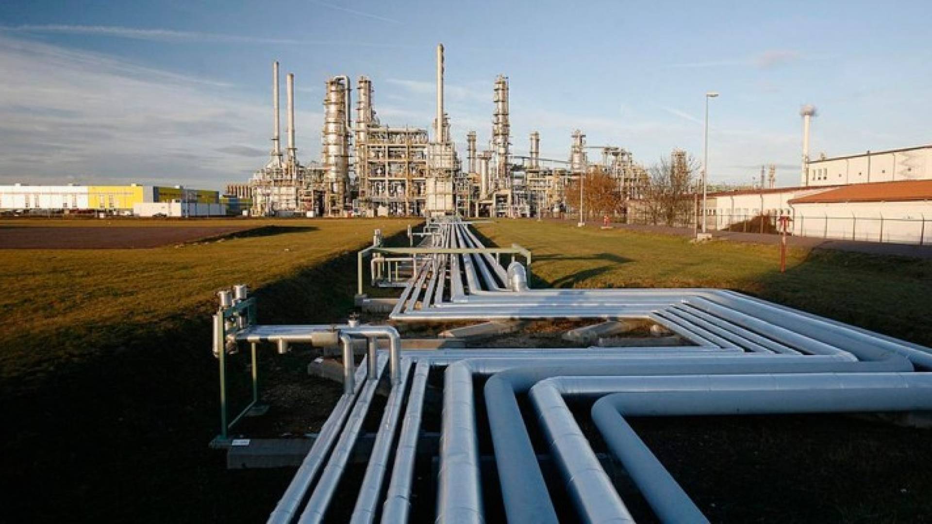  ارتفع سعر الخام الأميركي 10 سنتات إلى 49.28 دولار للبرميل