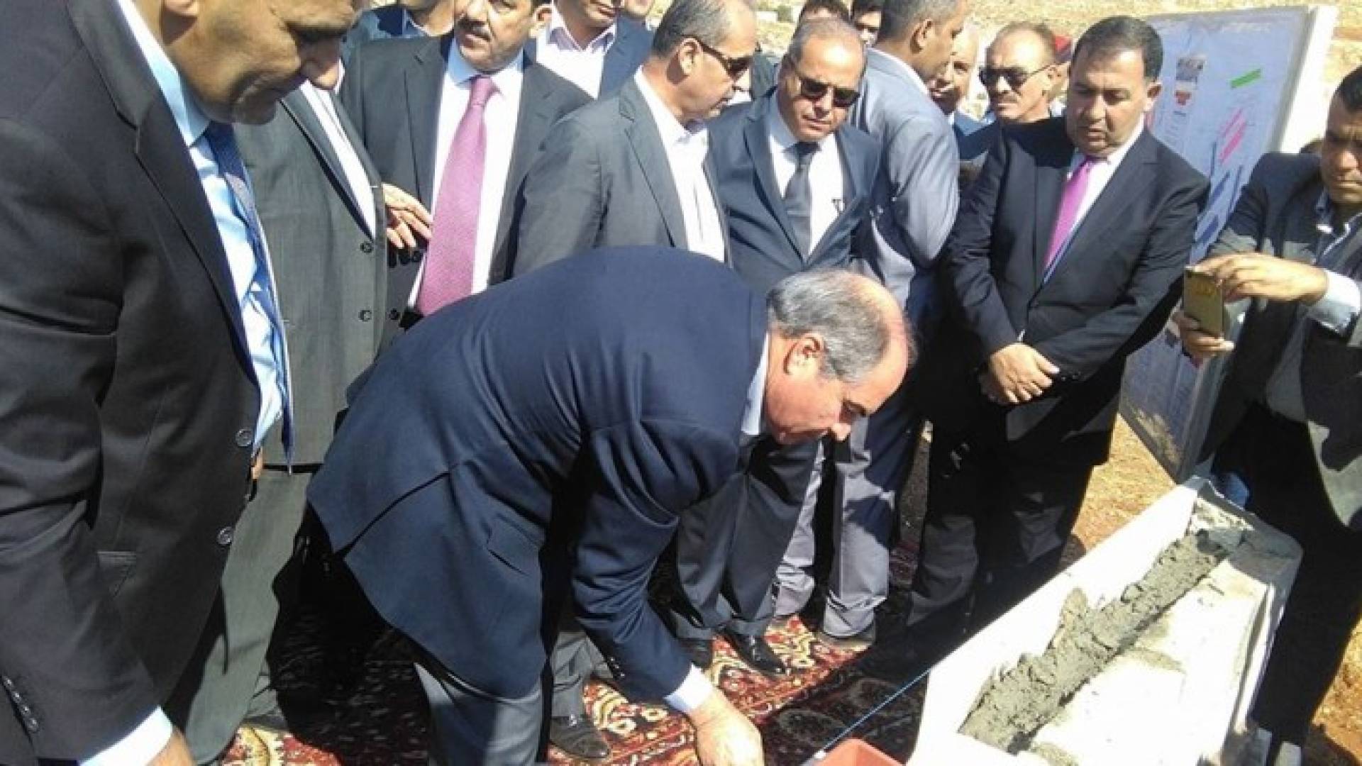 الملقي يضع حجر الاساس لمشروع في محافظة جرش