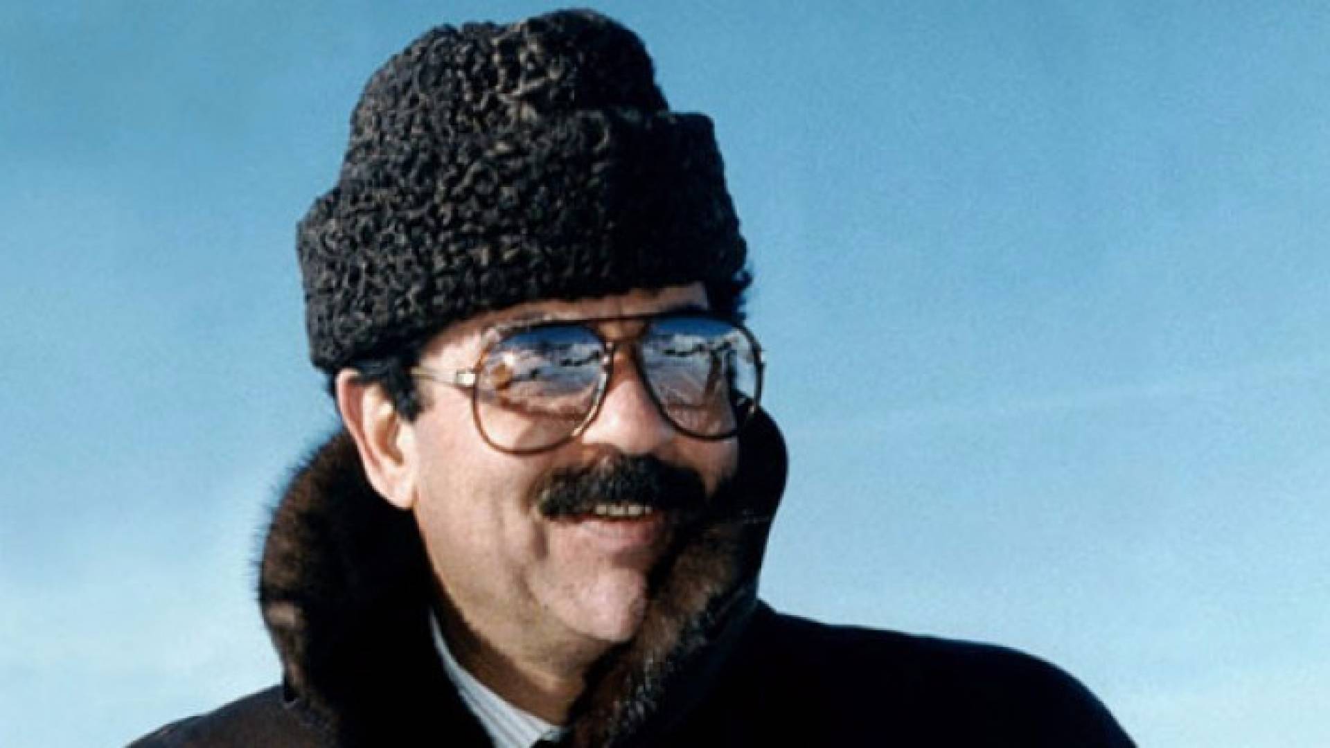 الرئيس الراحل صدام حسين 