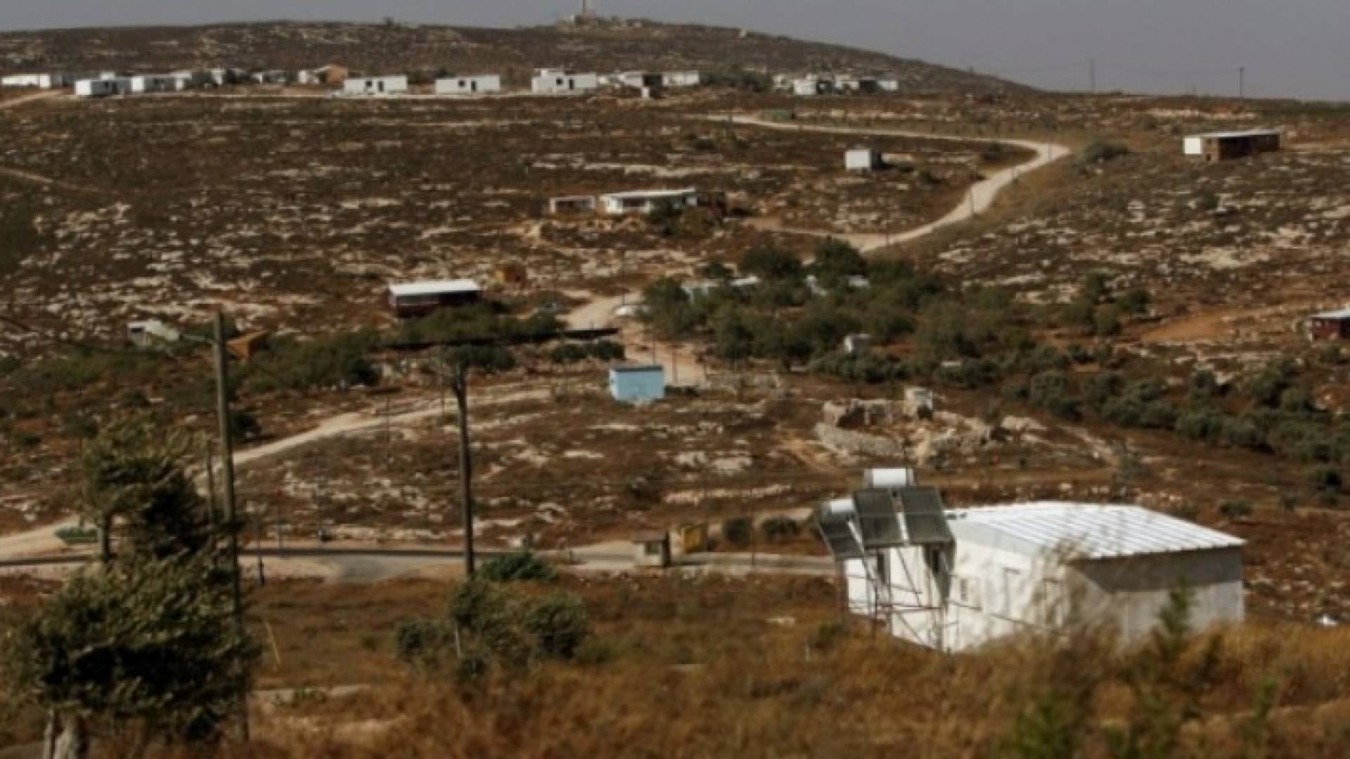 بؤرة إستيطانية - ارشيفية 