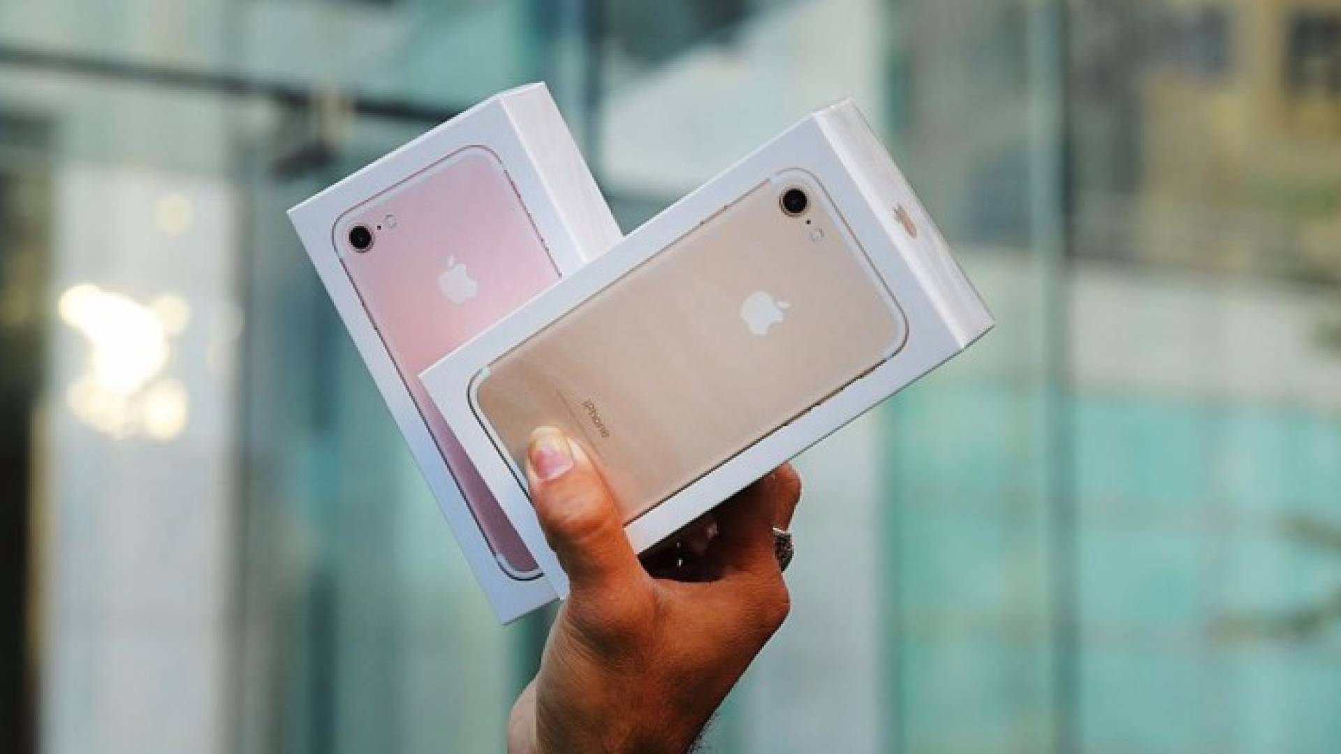 هاتف آيفون 7 