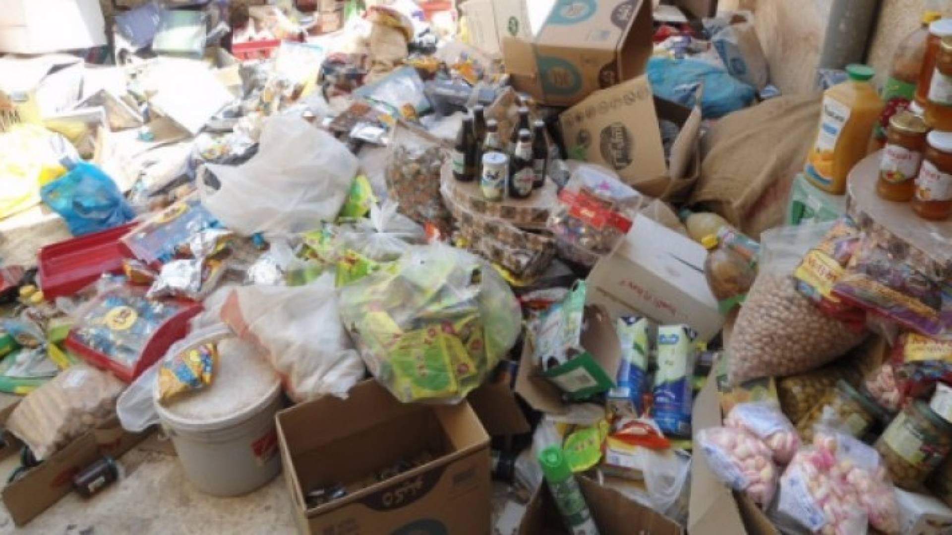 مواد غذائية منتهية الصلاحية - أرشيفية