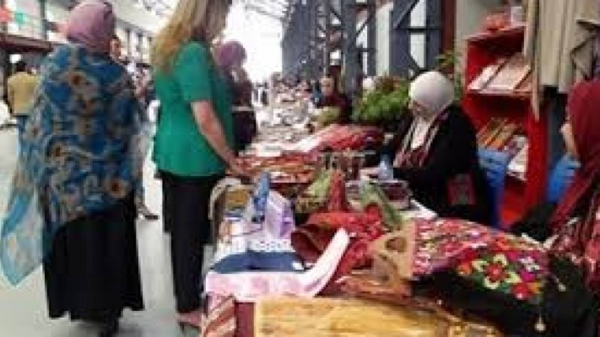 جانب من المعرض