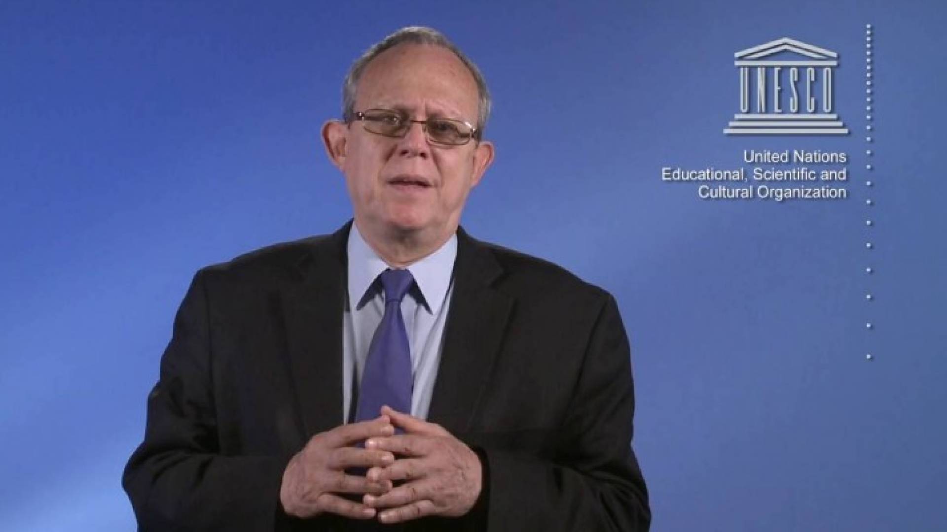 المدير العام المساعد لشؤون الاتصالات والإعلام باليونيسكو فرانك لارو - ارشيفية