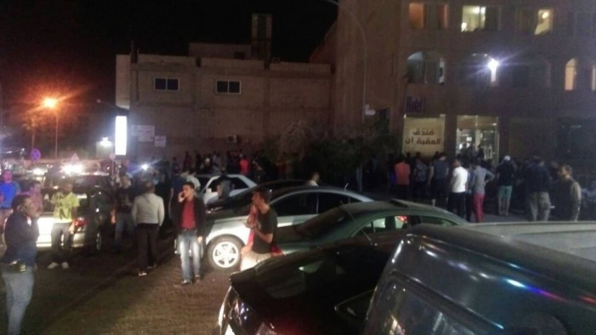 الصورة من الاعتصام