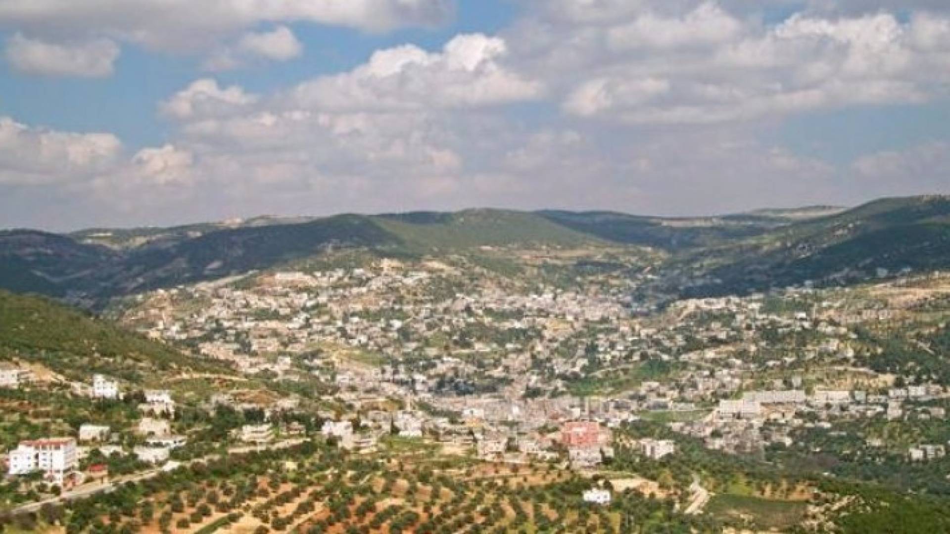 تساقط الامطار ينعش آمال المزارعين في عجلون