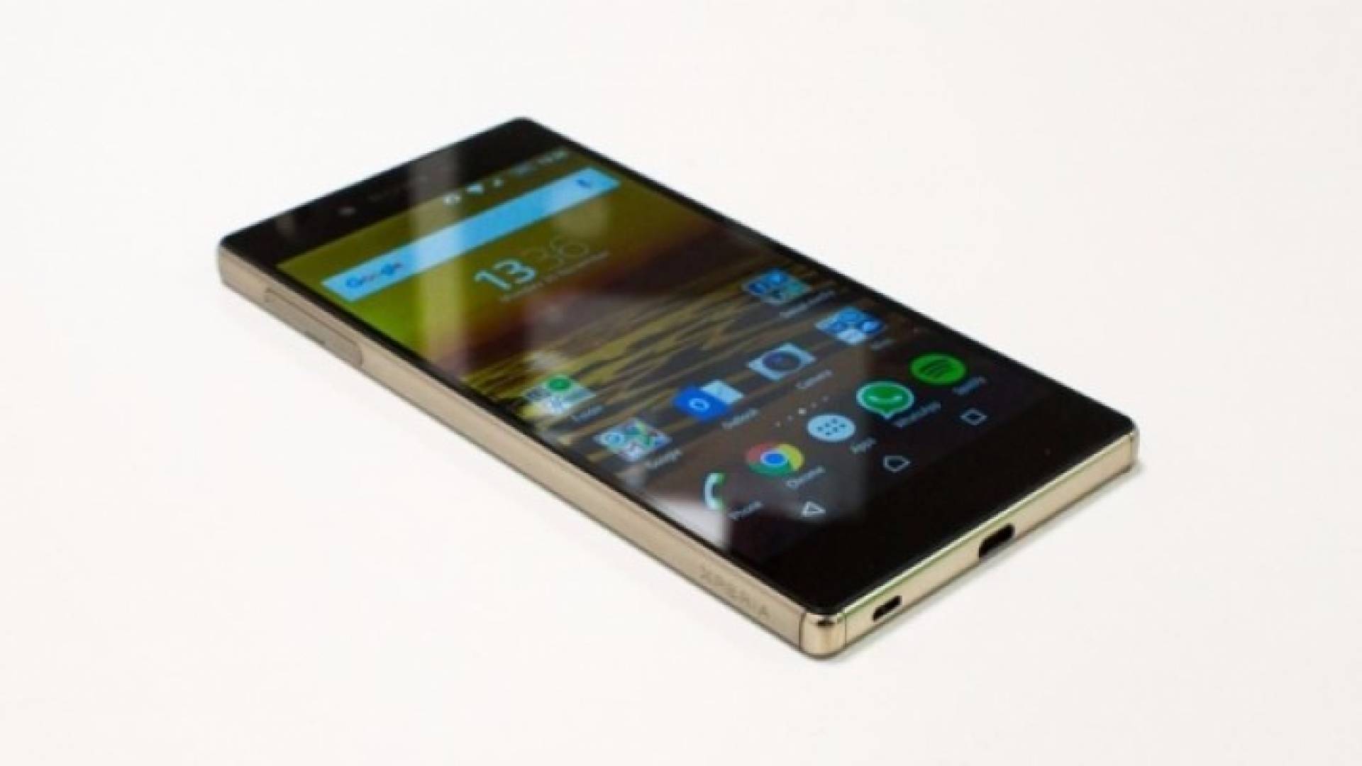 هاتفي Xperia G3112 وXperia G3121 