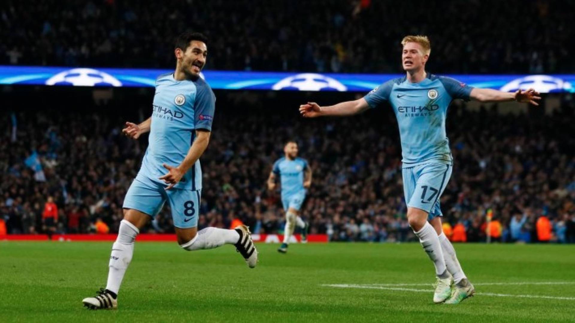 مانشستر سيتي يثأر من برشلونة