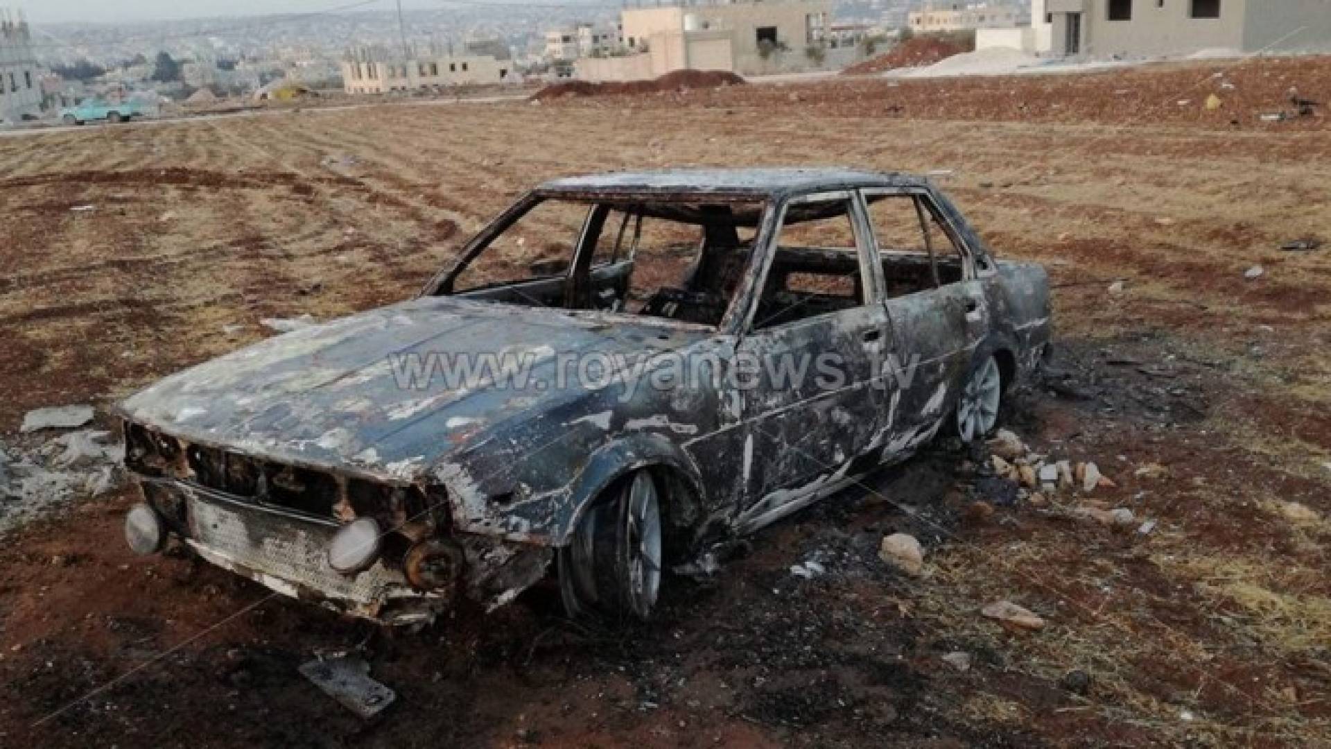 حرق مركبة في مدينة اربد 