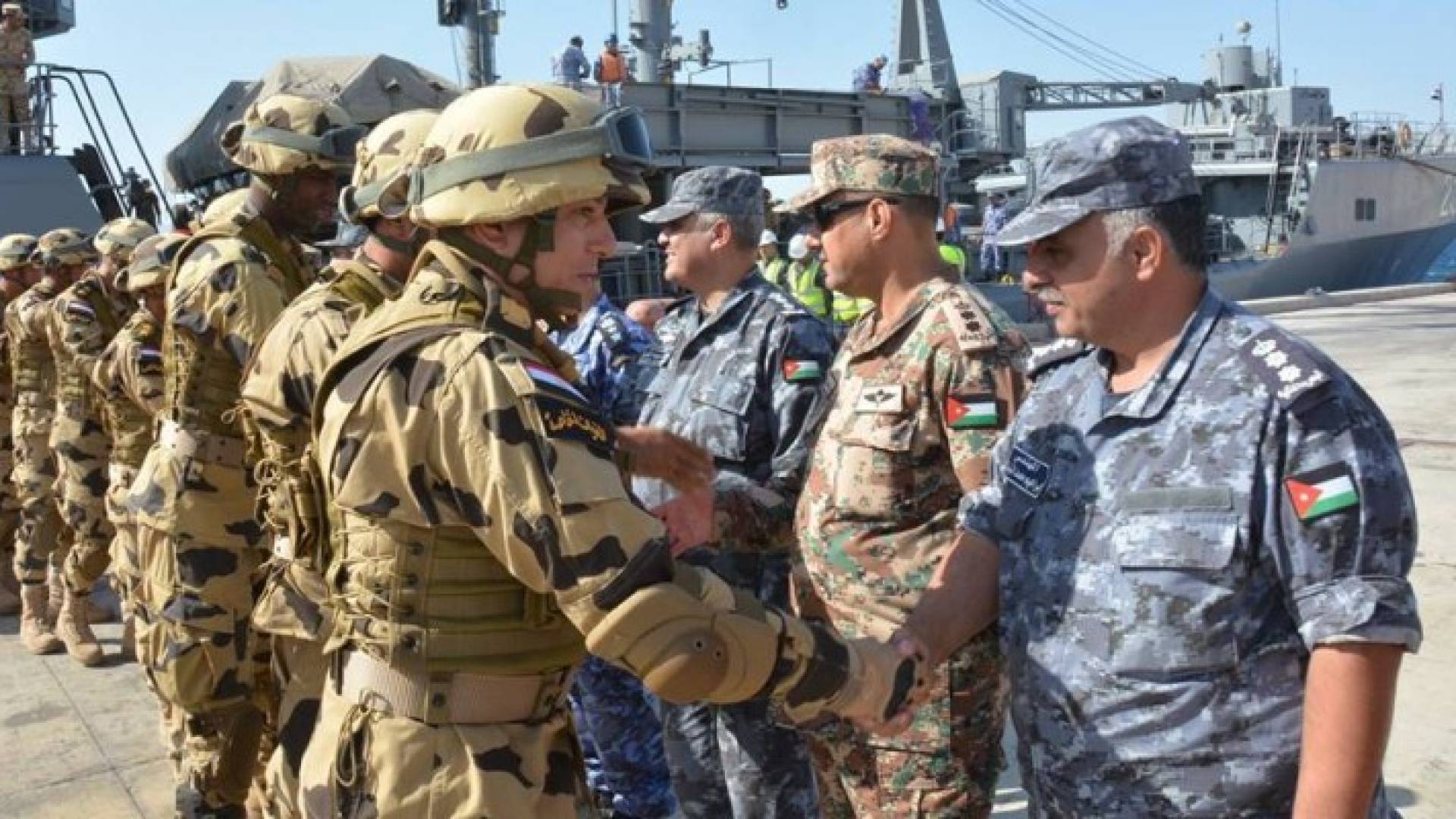 جانب من وصول القوات الخاصة المصرية