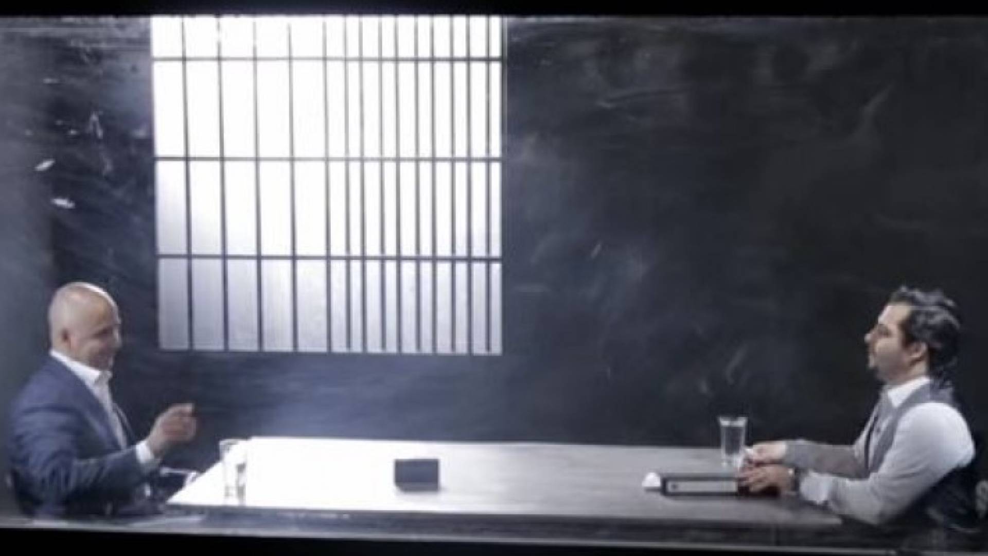 وزير الاتصالات الأسبق مروان جمعة اثناء استضافته ببرنامج المتهم