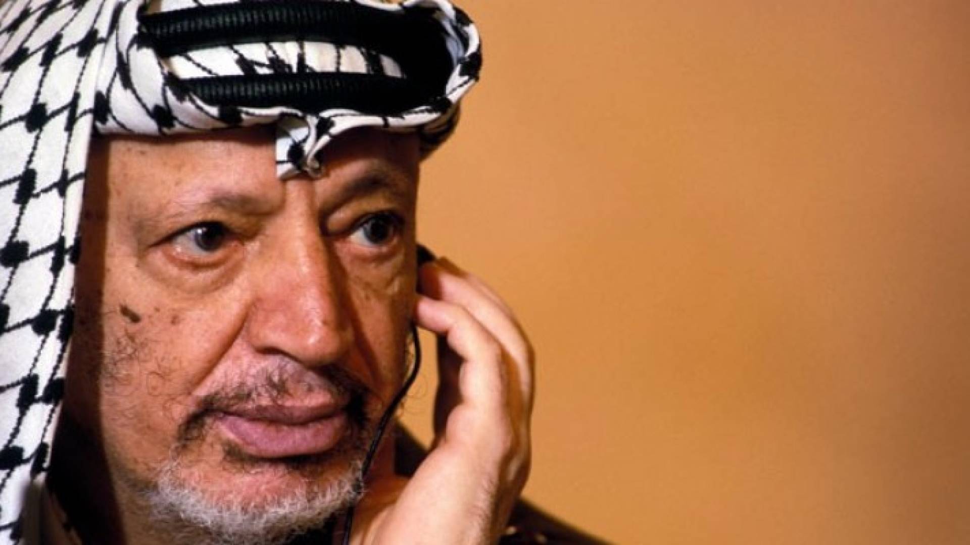 الشهيد الرمز ياسر عرفات 