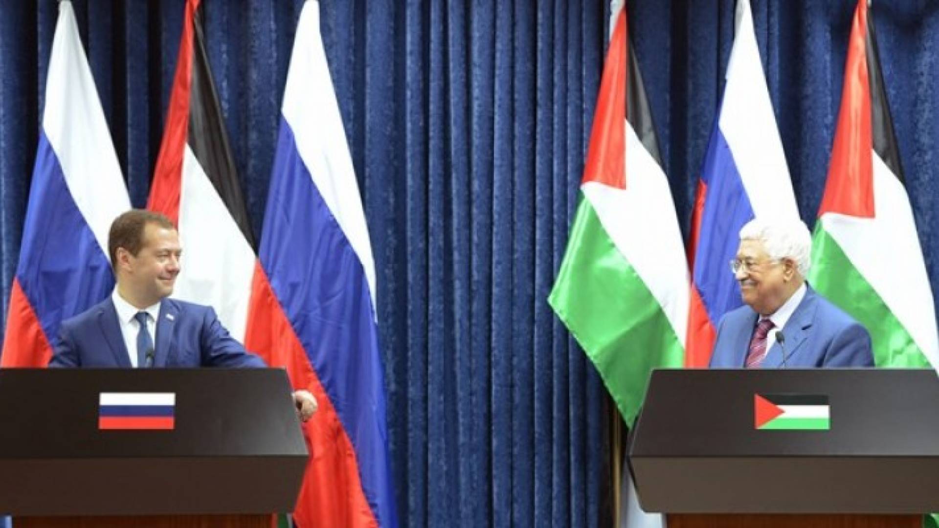 الرئيس الفلسطيني ورئيس الوزراء الروسي