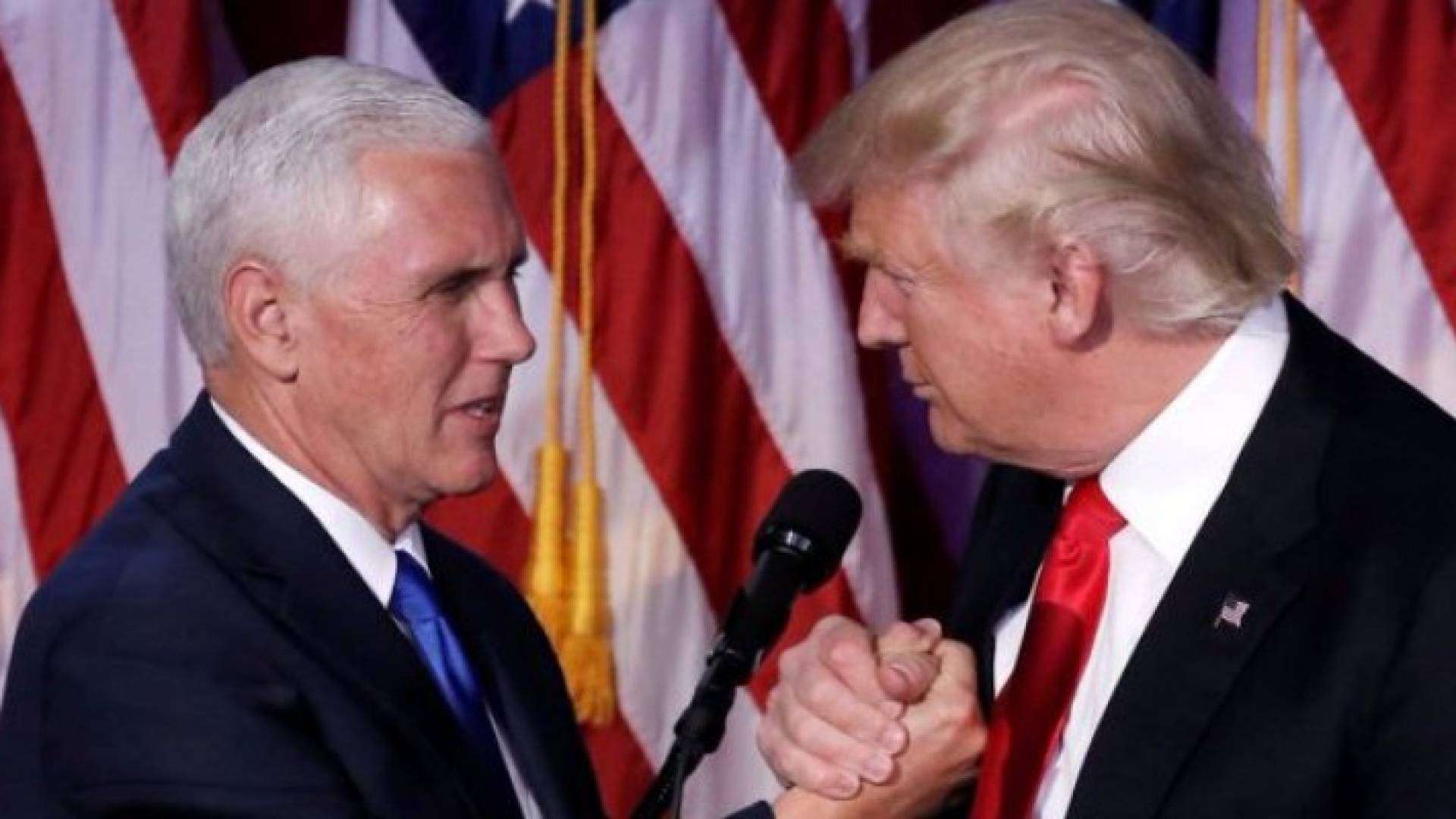 ترامب كلف نائبه بنس بتولي فريق انتقال السلطة