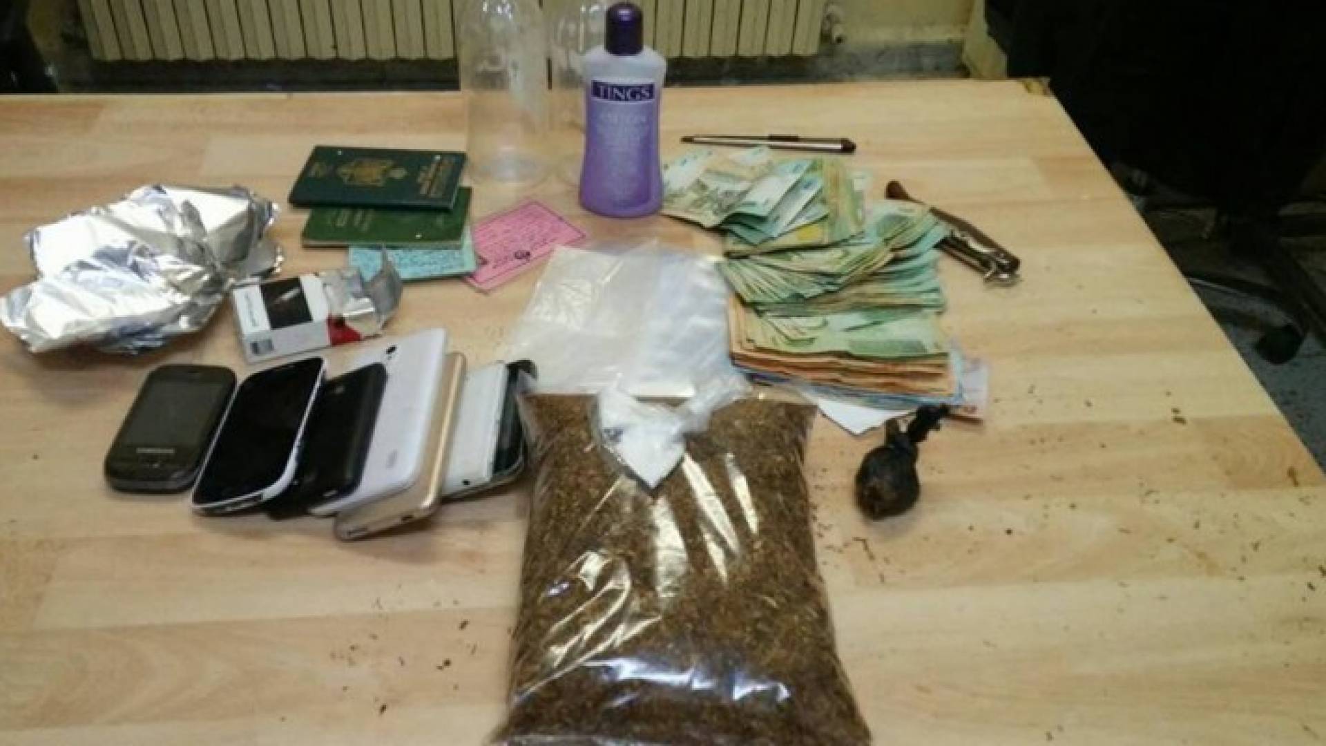 جانب من المضبوطات 