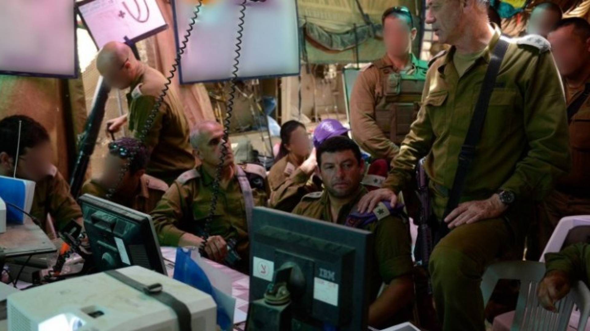 مراكز أبحاث إسرائيلية توصي الاستخبارات بتعقب التطورات بالوطن العربي