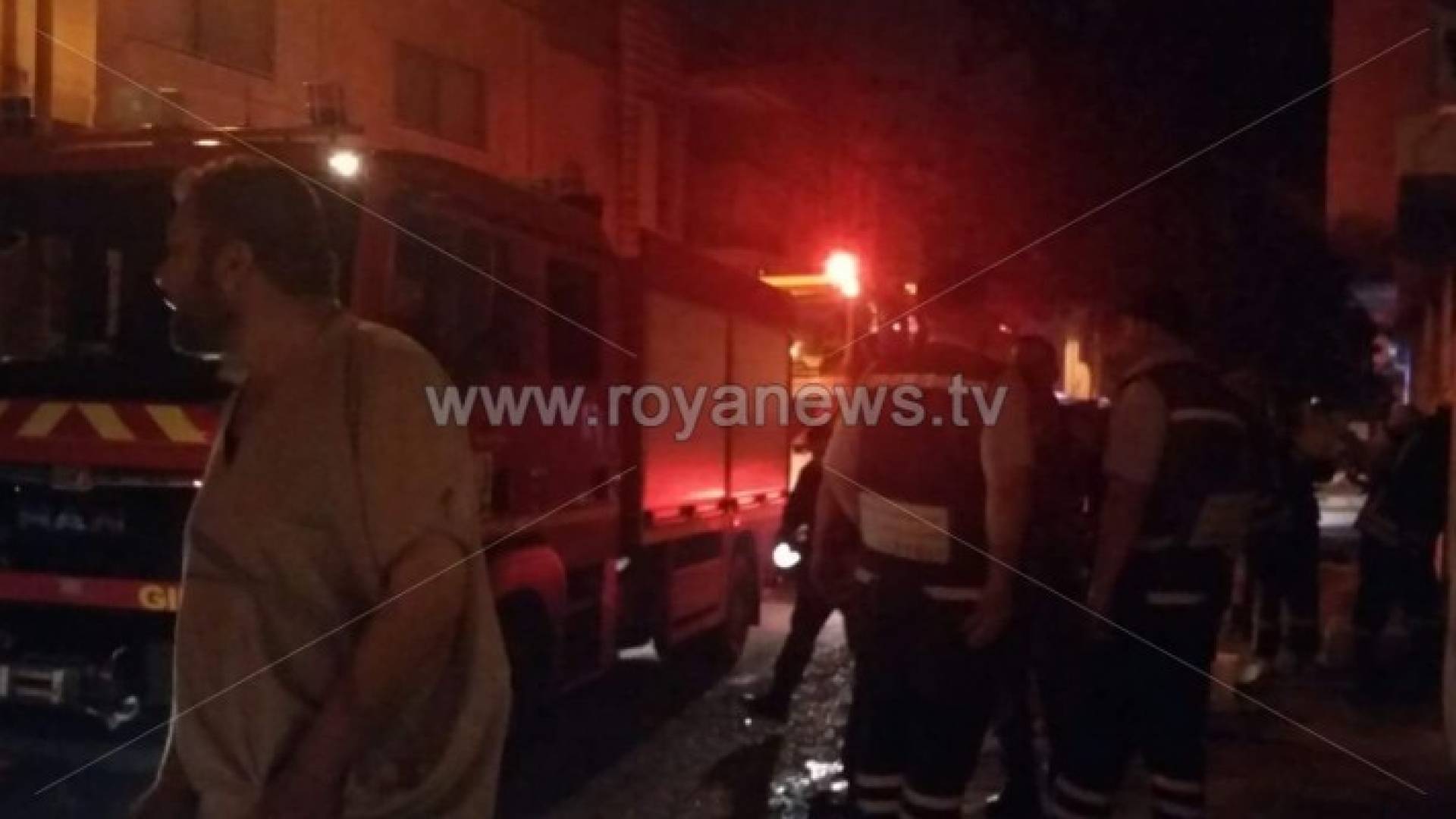 الشاب كان يهدد بالانتحار وسكب على نفسه وعلى منزل ذويه مادة البنزين