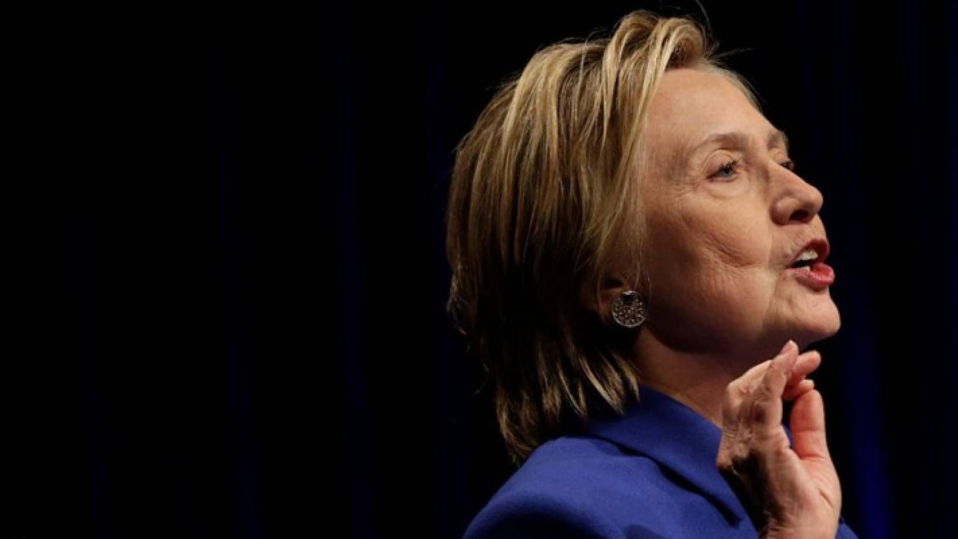 كلينتون تعرضت لخسارة مريرة