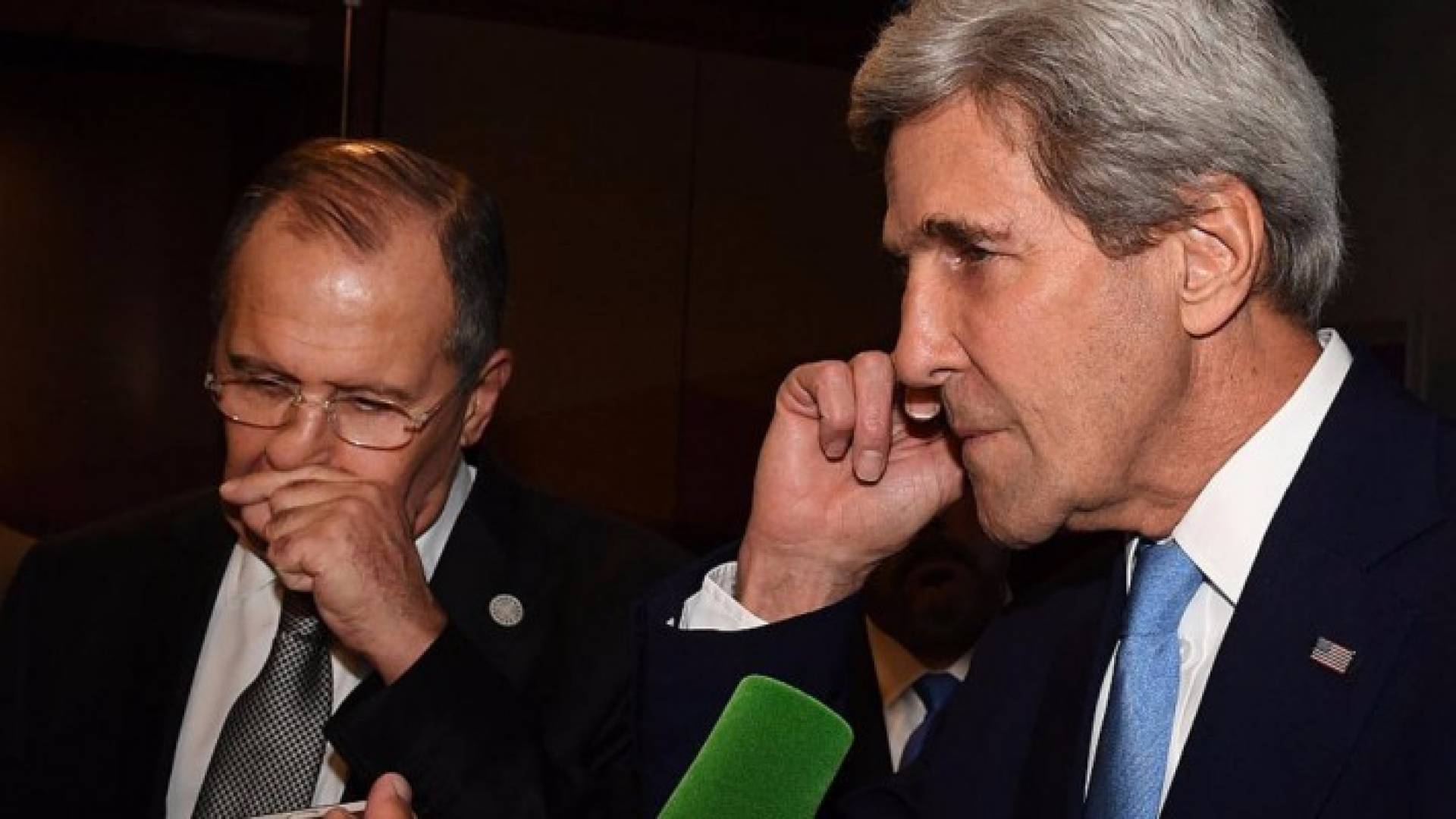 جون كيري وسيرغي لافروف في البيرو 