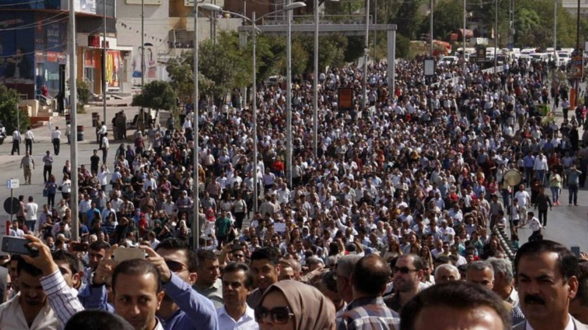 تظاهر المعلمون في كردستان مرارا للمطالبة بصرف رواتبهم- أرشيفية