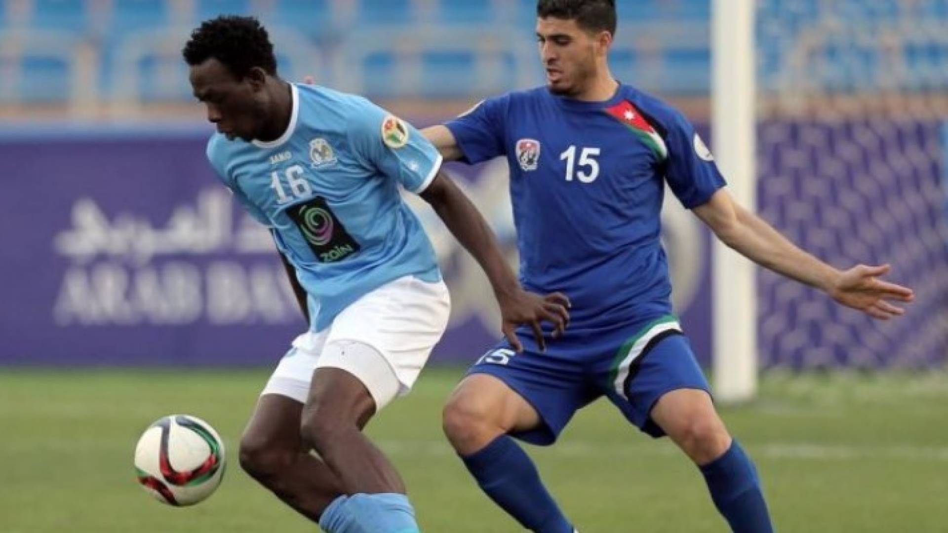 جانب من مباراة الفيصلي والمنشية