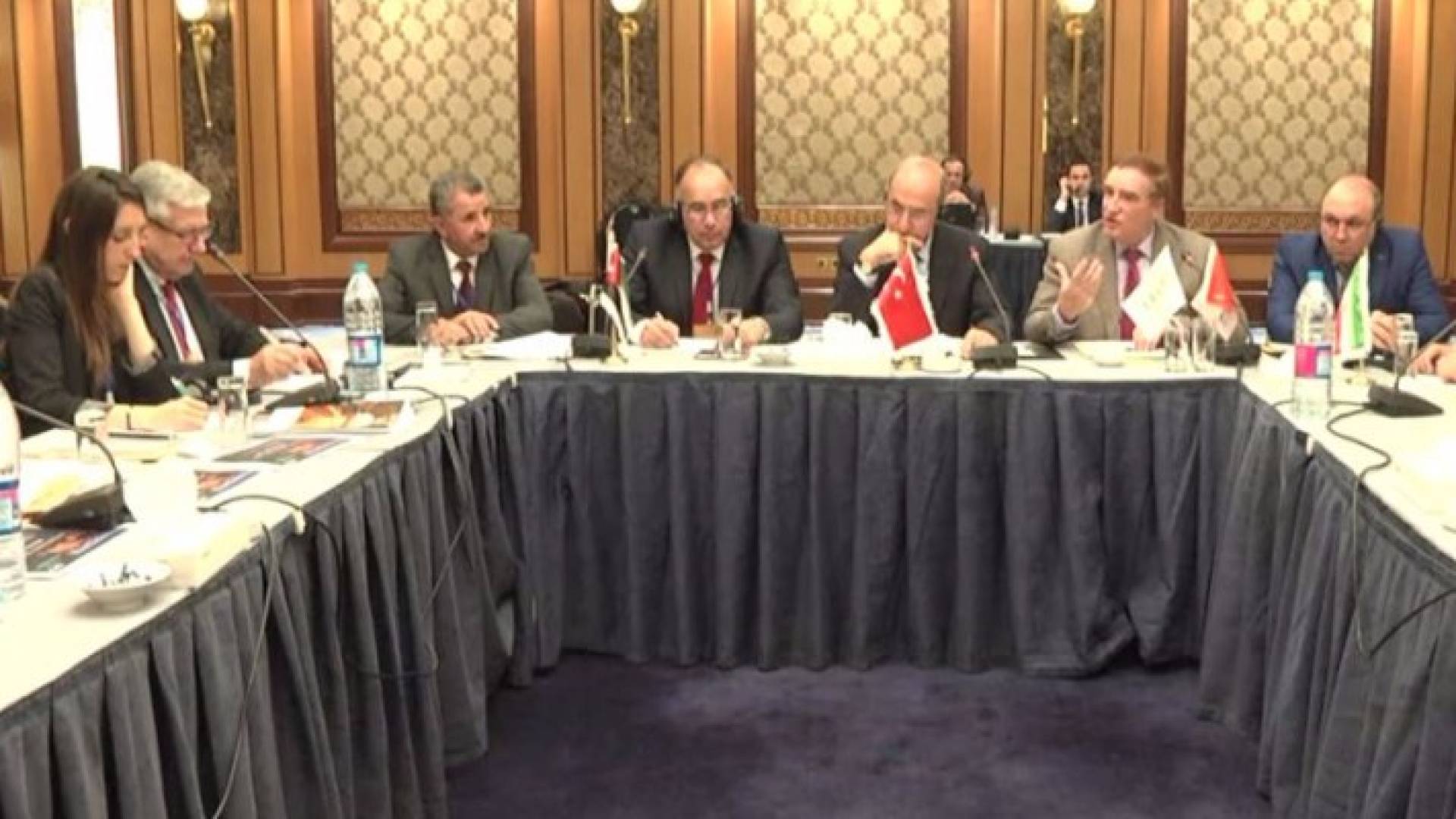 التجمع الاقليمي الثامن عشر للاتحاد الدولي للسكك الحديدية