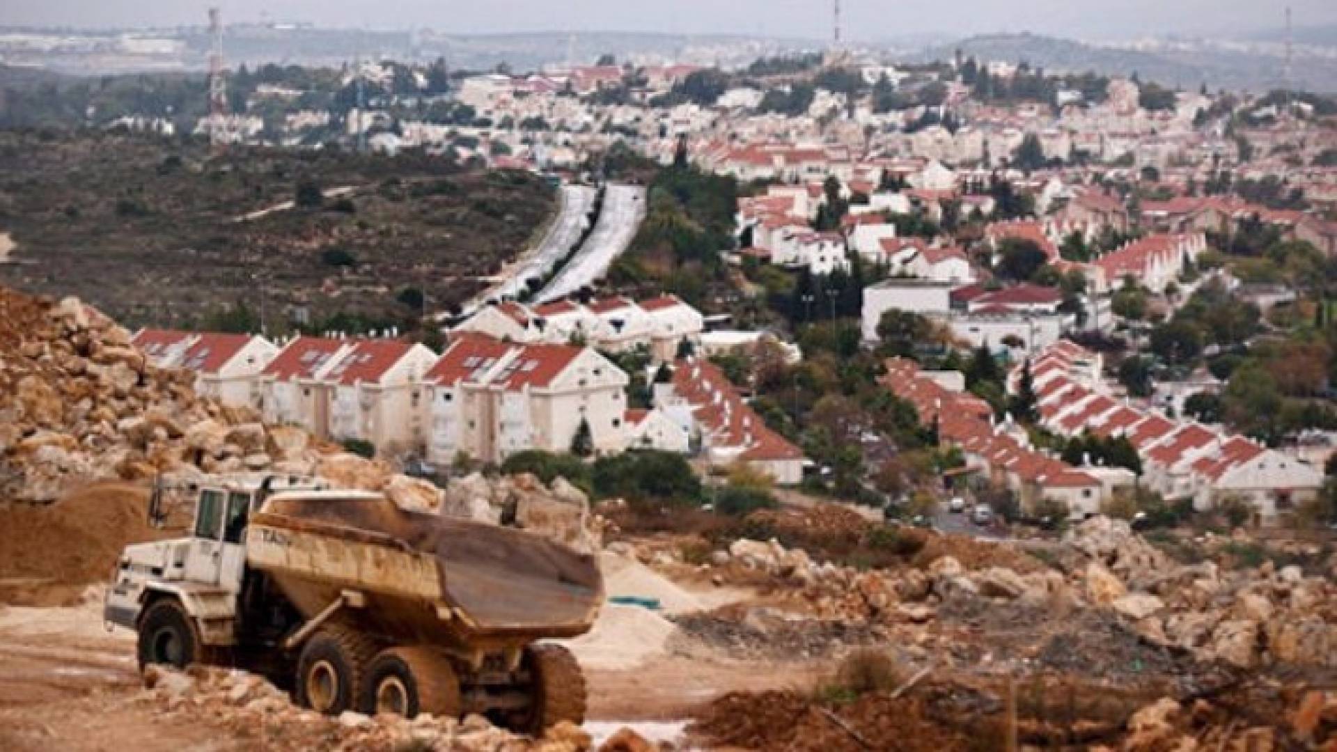 بناء ألف وحدة جديدة في القدس المحتلة 