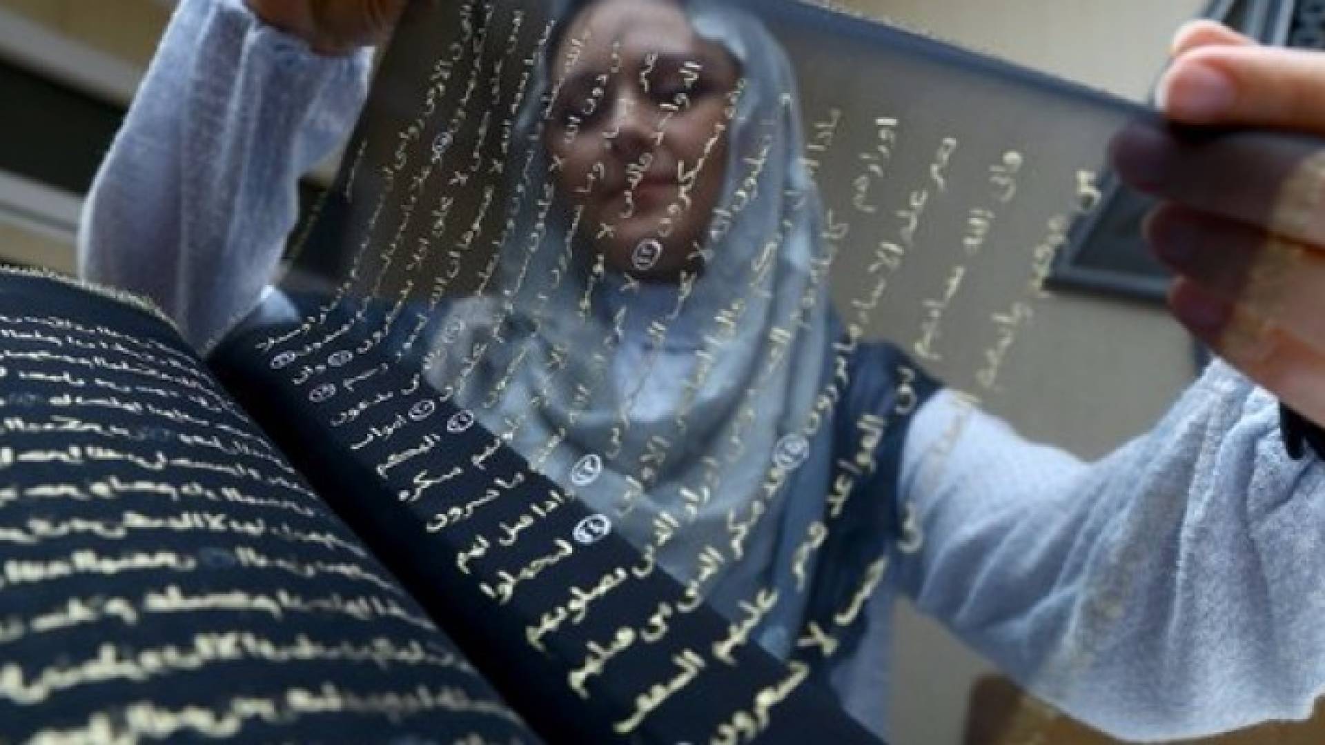 الفنانة الأذربيجانية تونزالا محمد زاده